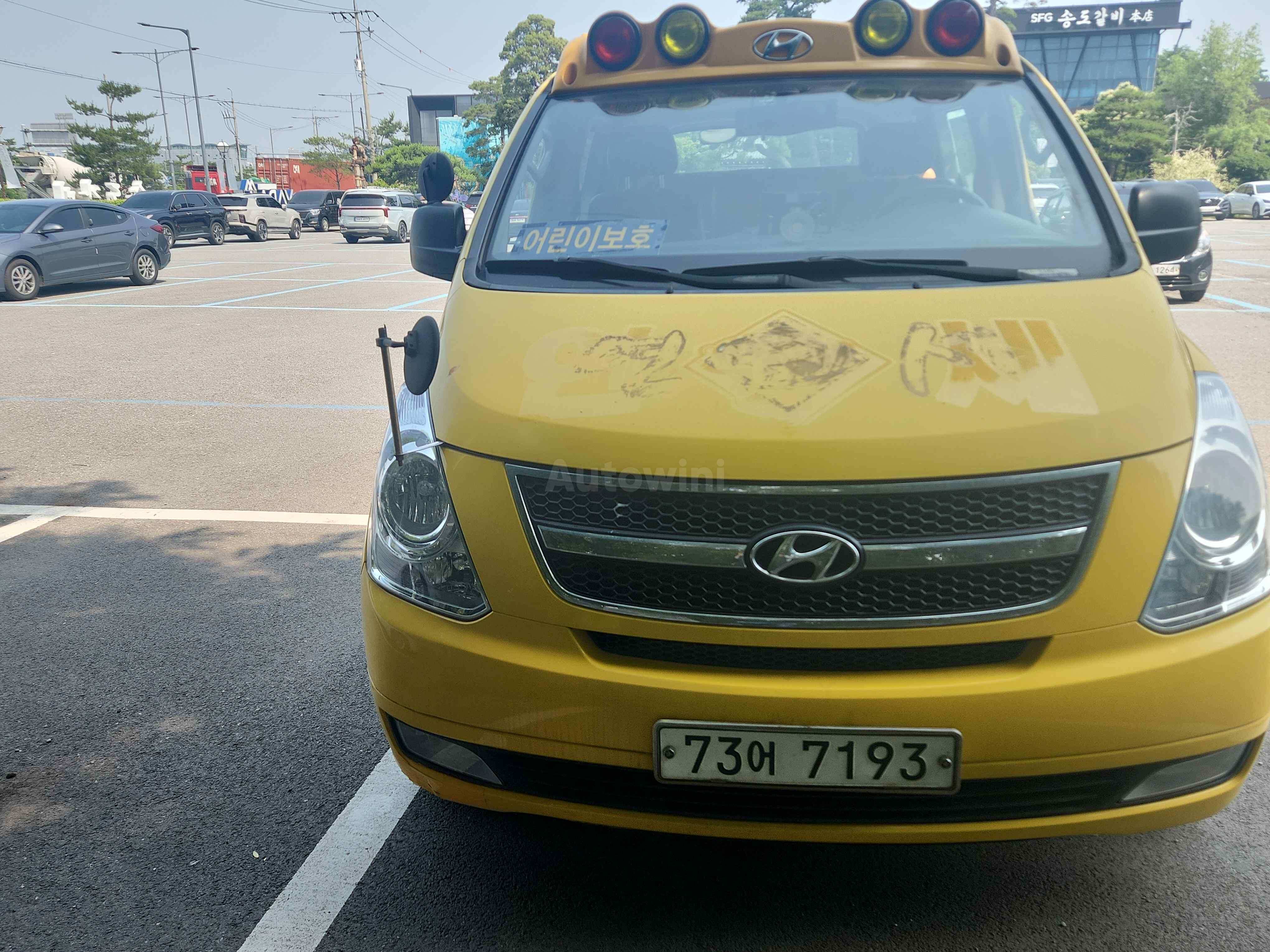 2014 HYUNDAI STAREX VIN: KMJWA37KBEU632864