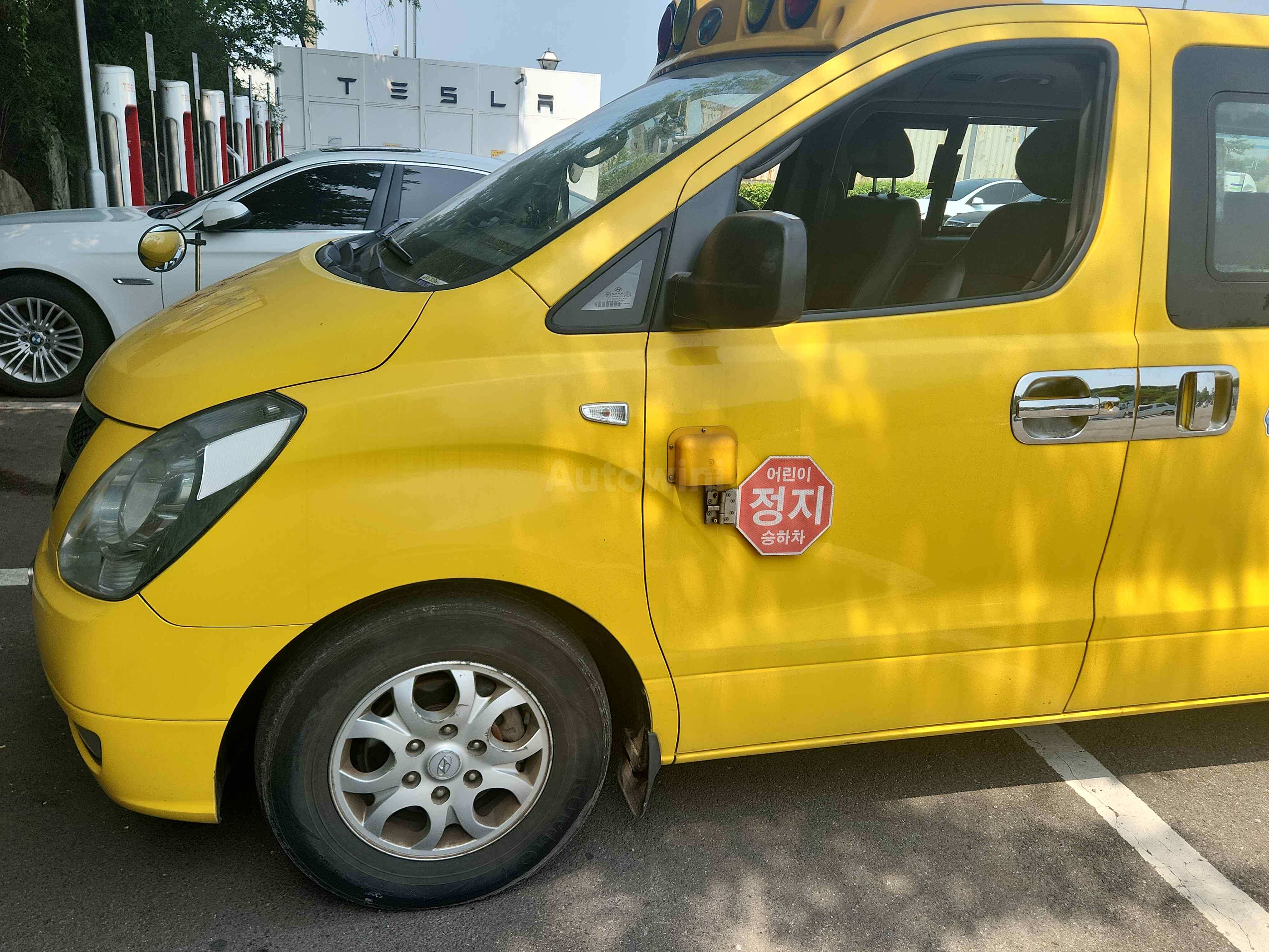 2014 HYUNDAI STAREX VIN: KMJWA37KBEU632864