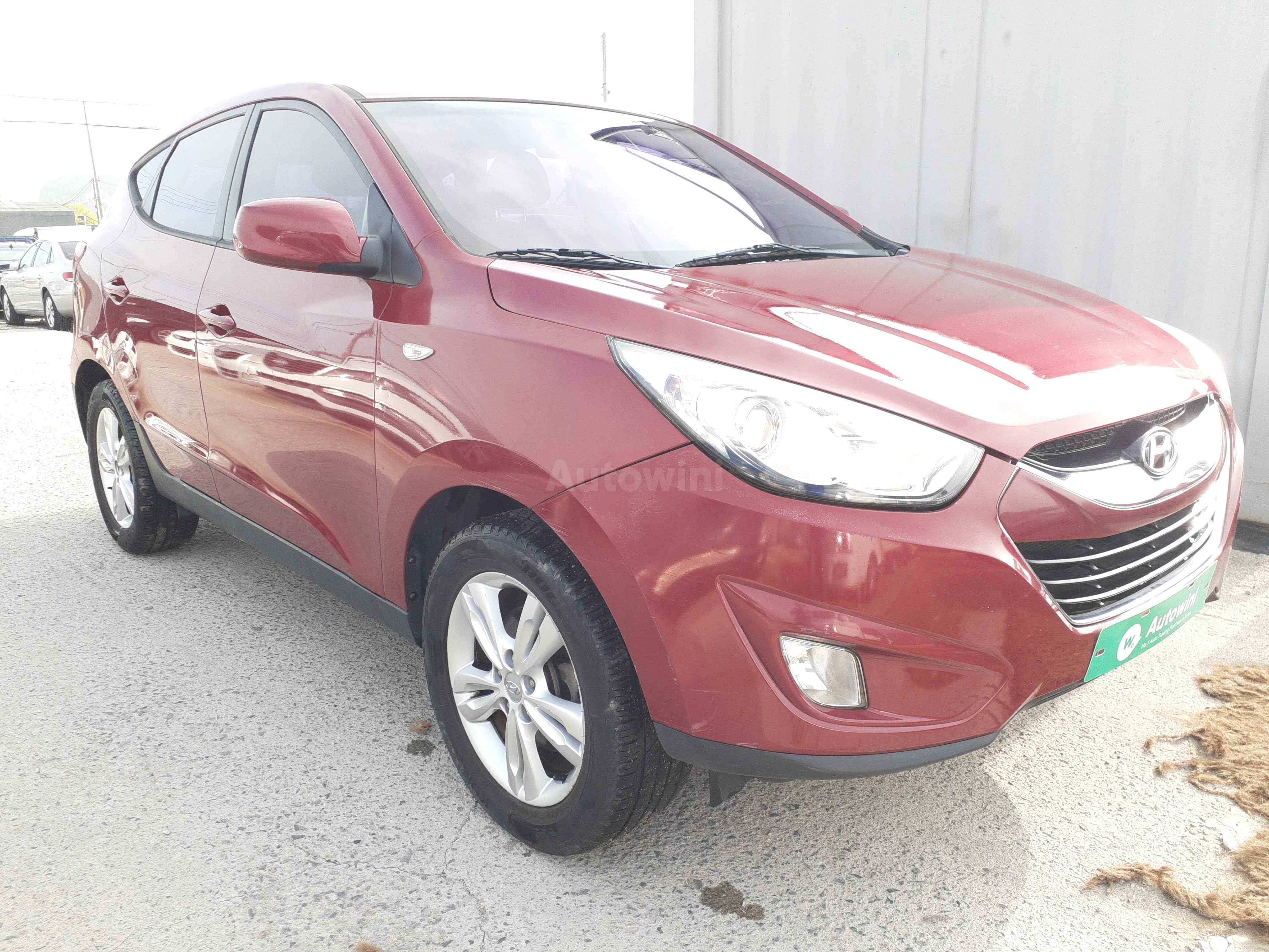 2012 HYUNDAI TUCSON VIN: KMHJT81VBCU425121