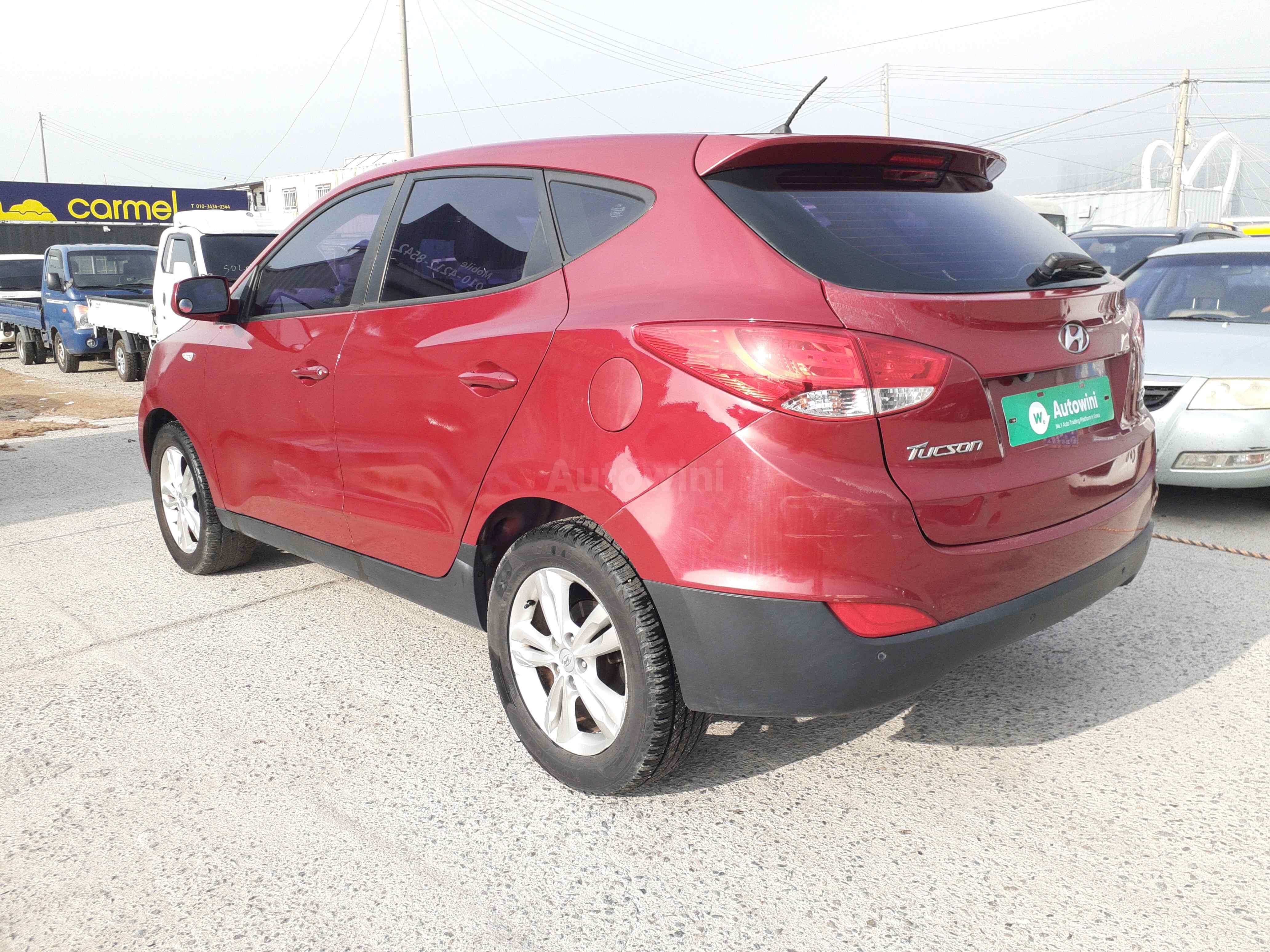 2012 HYUNDAI TUCSON VIN: KMHJT81VBCU425121