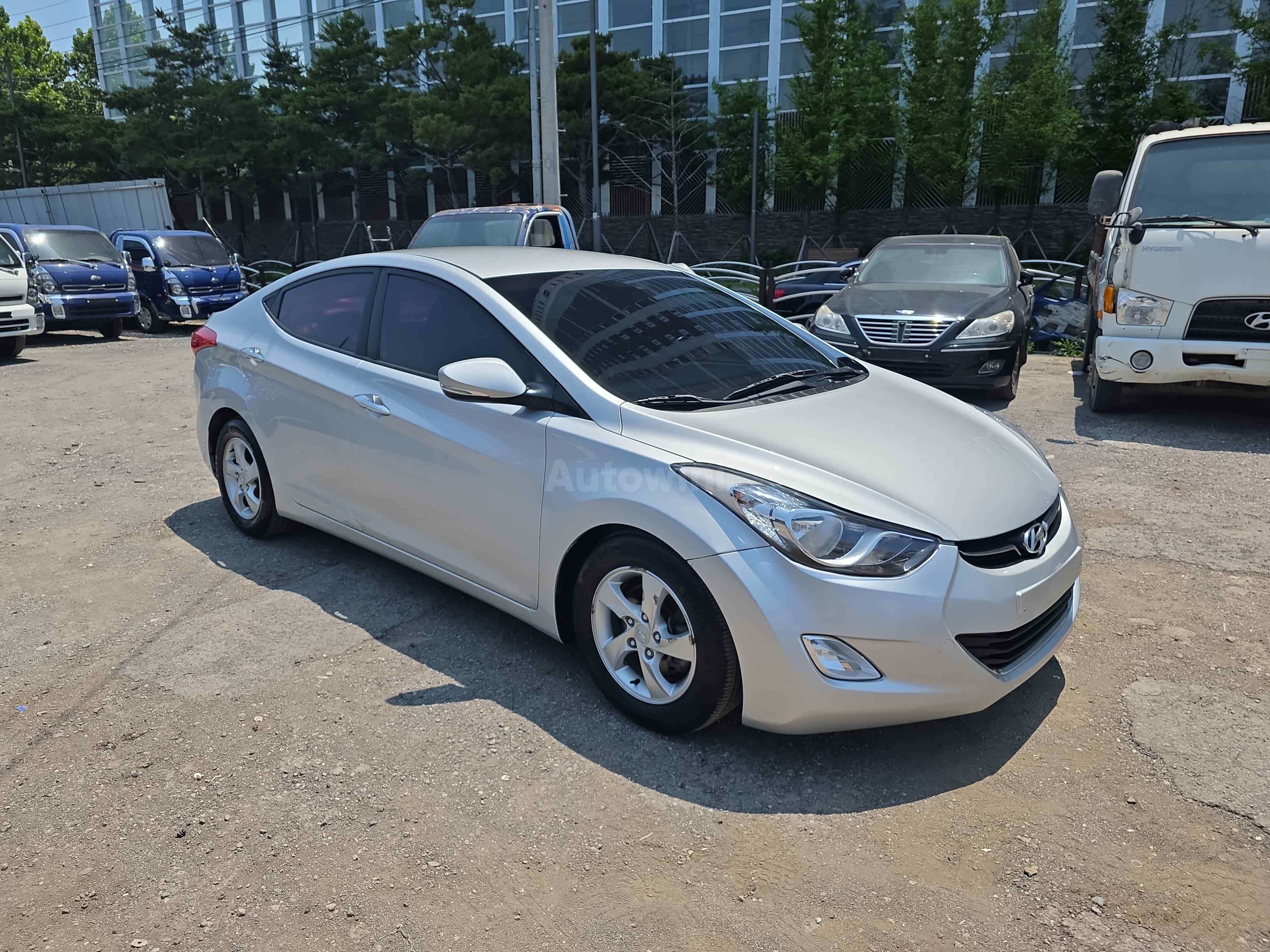 2014 HYUNDAI AVANTE VIN: KMHDG41DBEU859228
