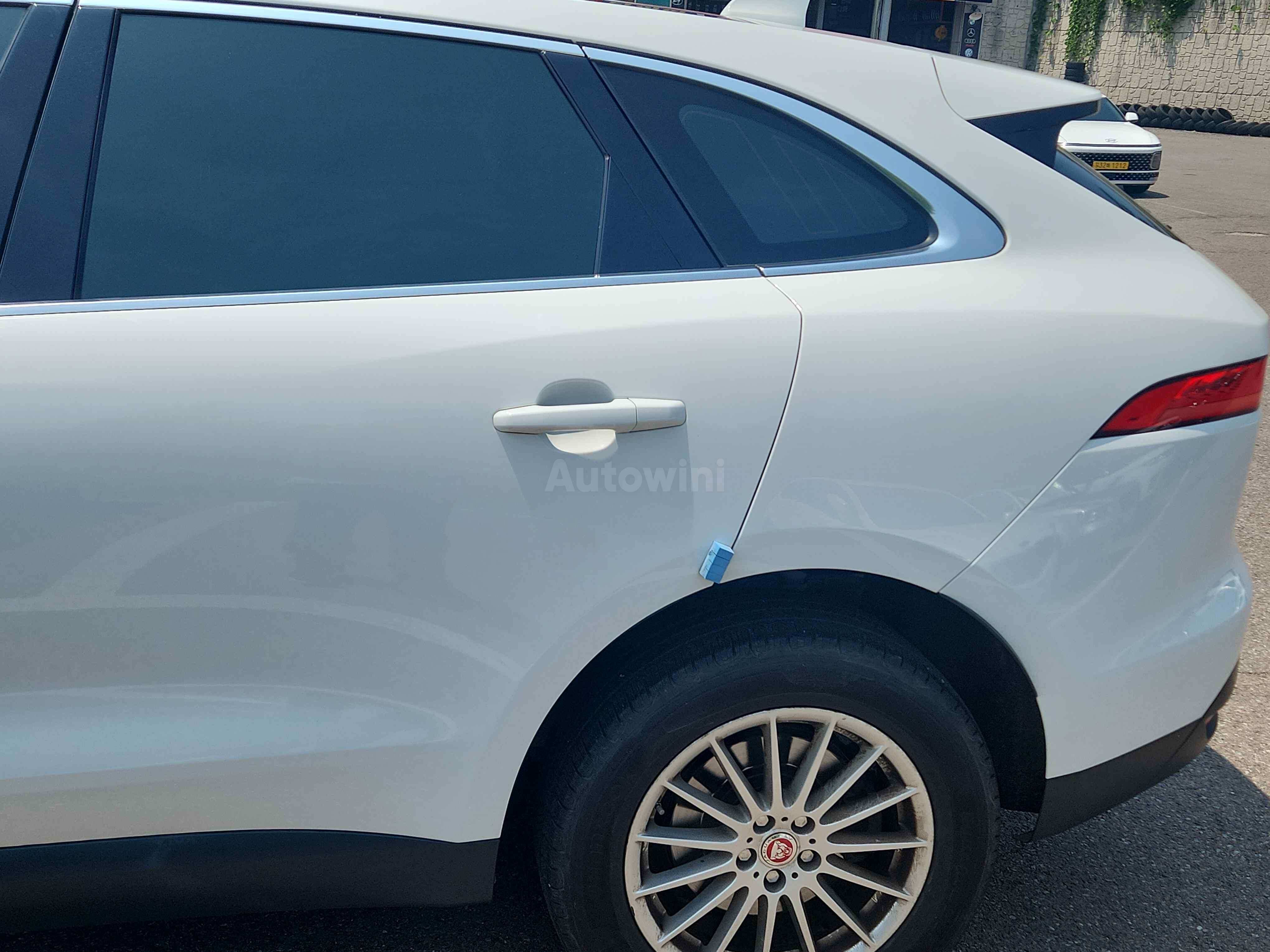 2018 JAGUAR F-PACE VIN: SADCA2BN8JA265385