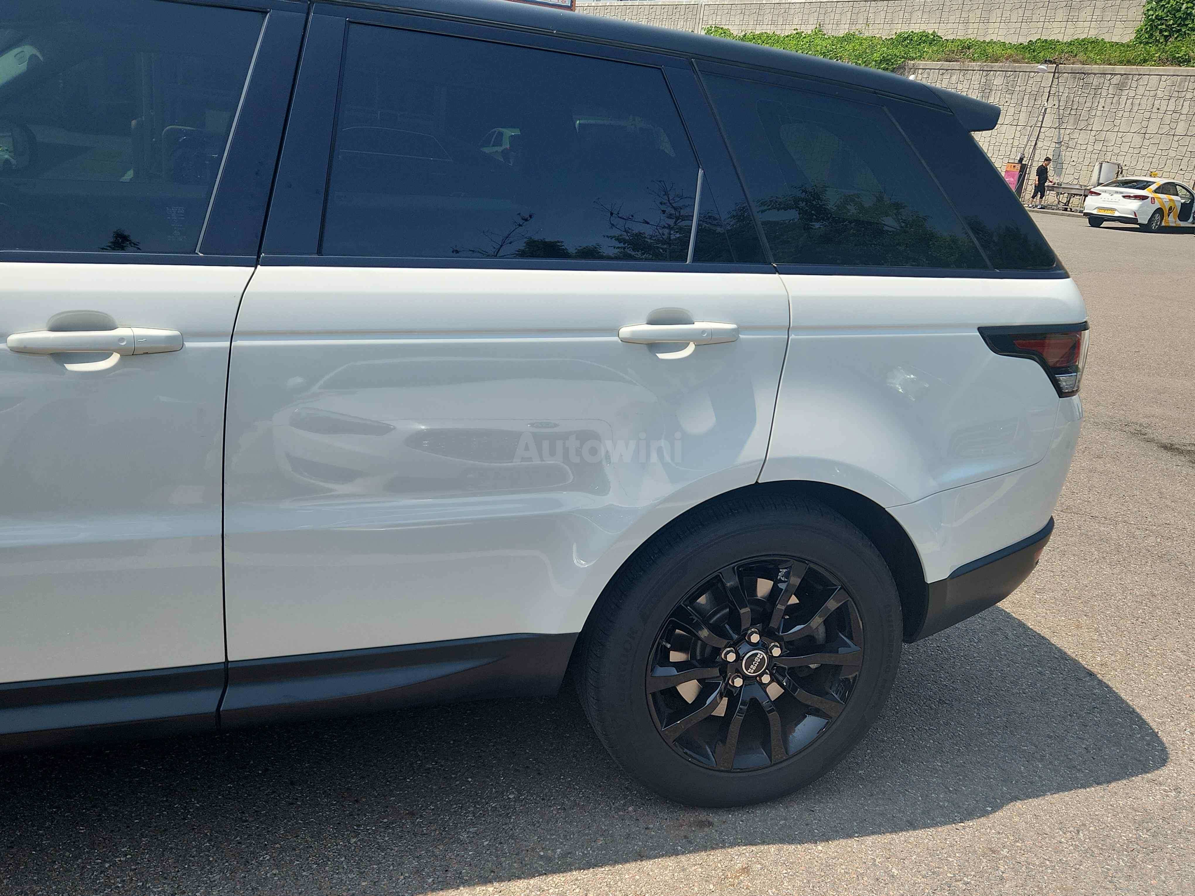 2014 LAND ROVER RANGE ROVER SPORT VIN: SALWA2KF4EA600664