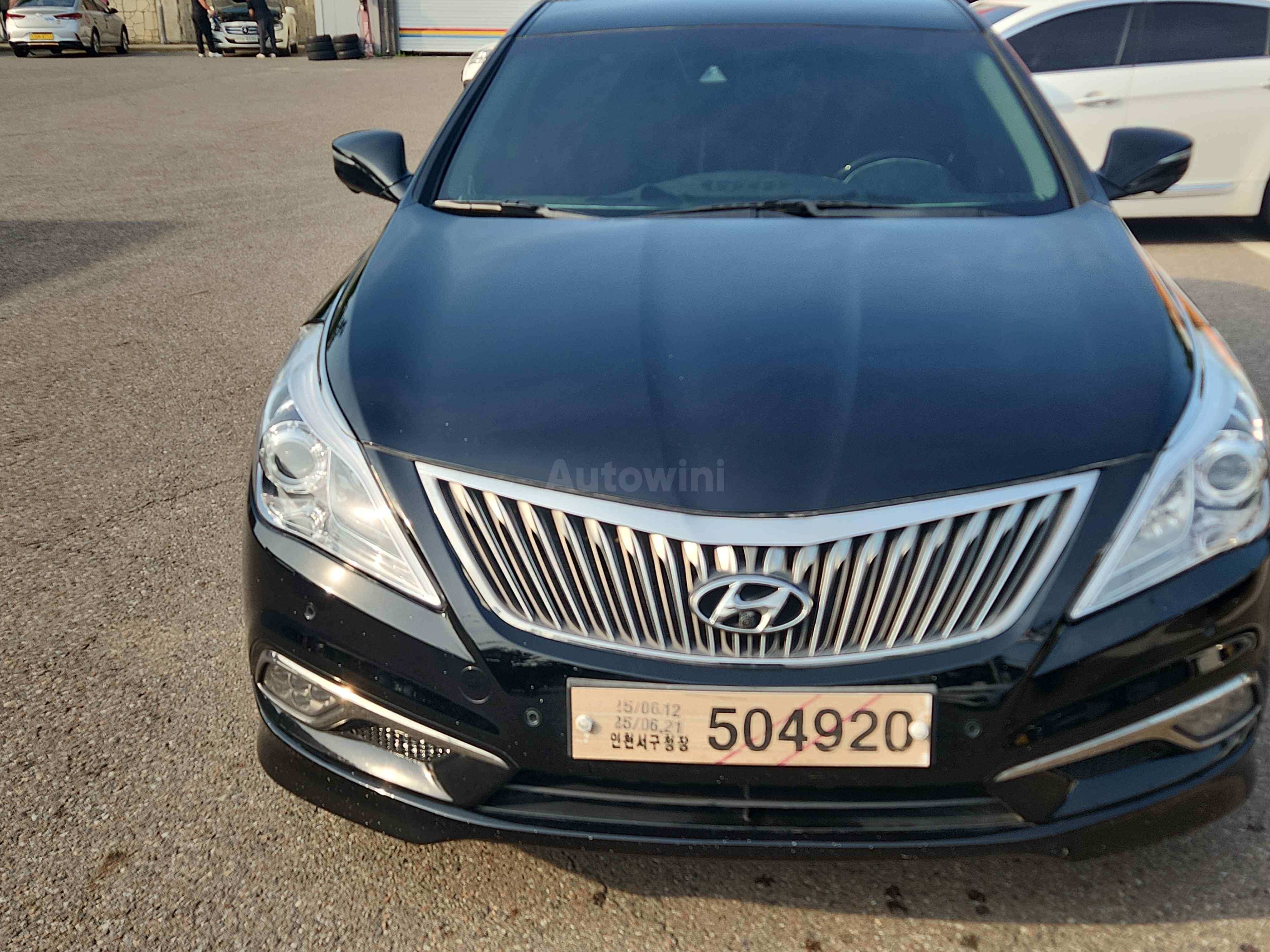 2015 HYUNDAI GRANDEUR VIN: KMHFF41RBFA418458