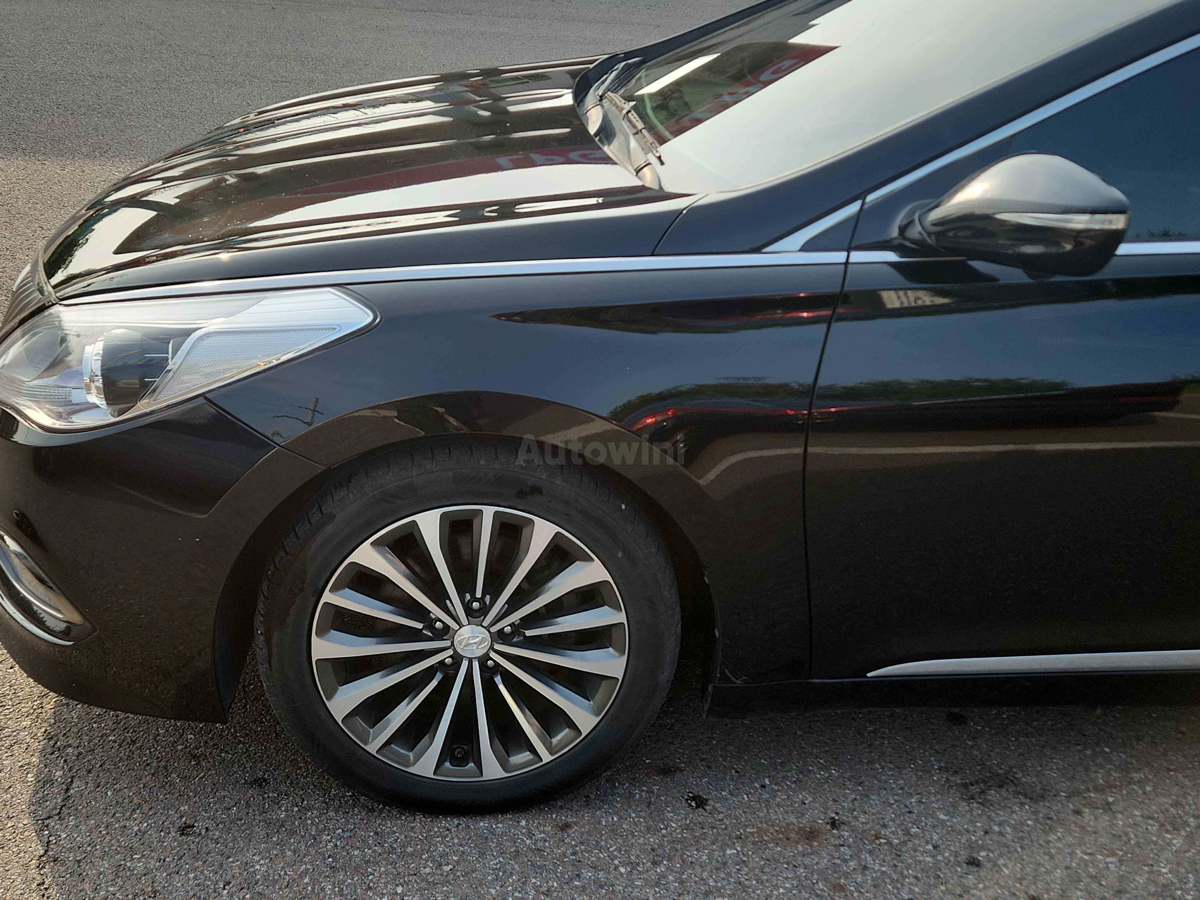 2015 HYUNDAI GRANDEUR VIN: KMHFF41RBFA418458