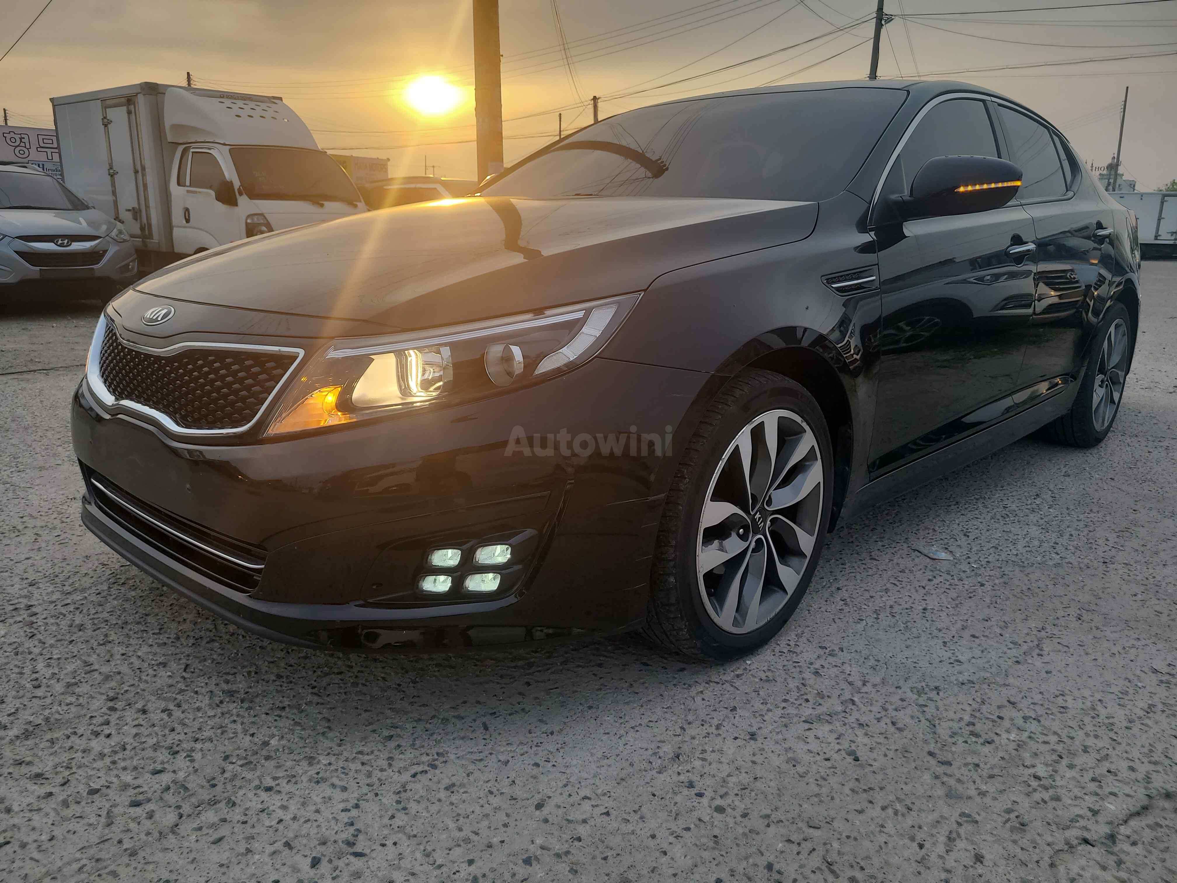 2015 KIA K5 VIN: KNAGM419BFA549238