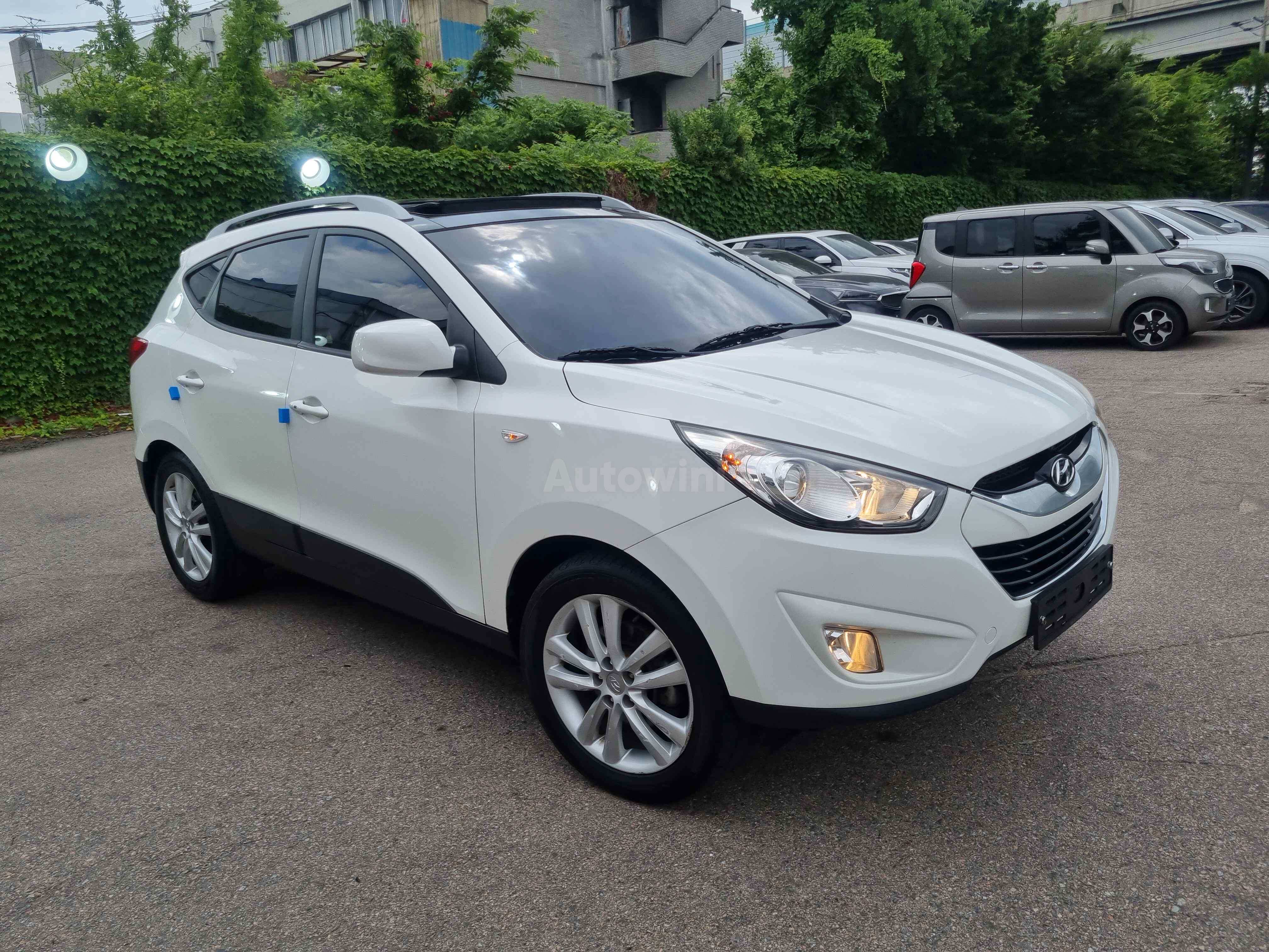 2013 HYUNDAI TUCSON VIN: KMHJT81VBDU728292