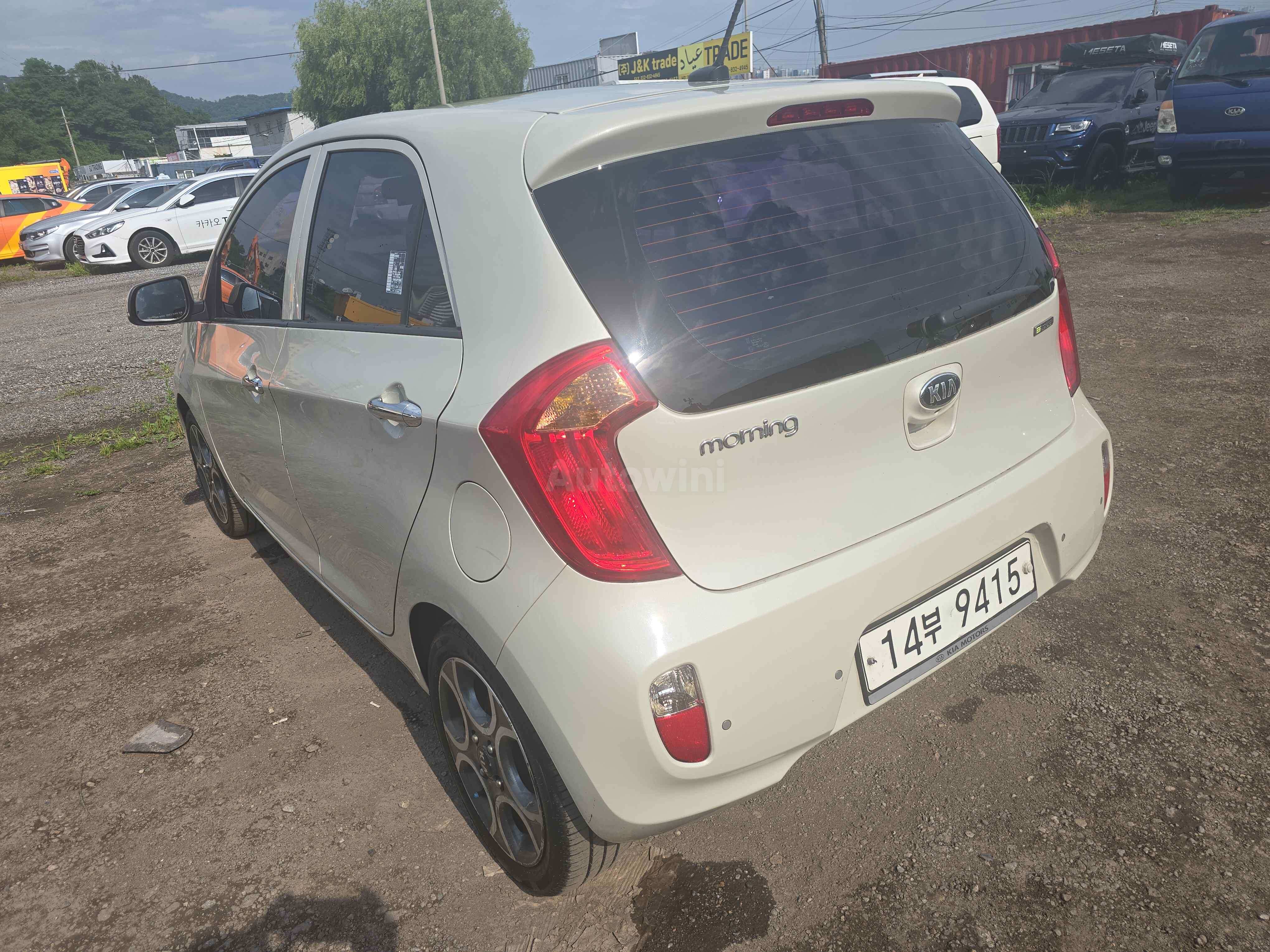 2015 KIA MORNING VIN: KNABX515BFT928685