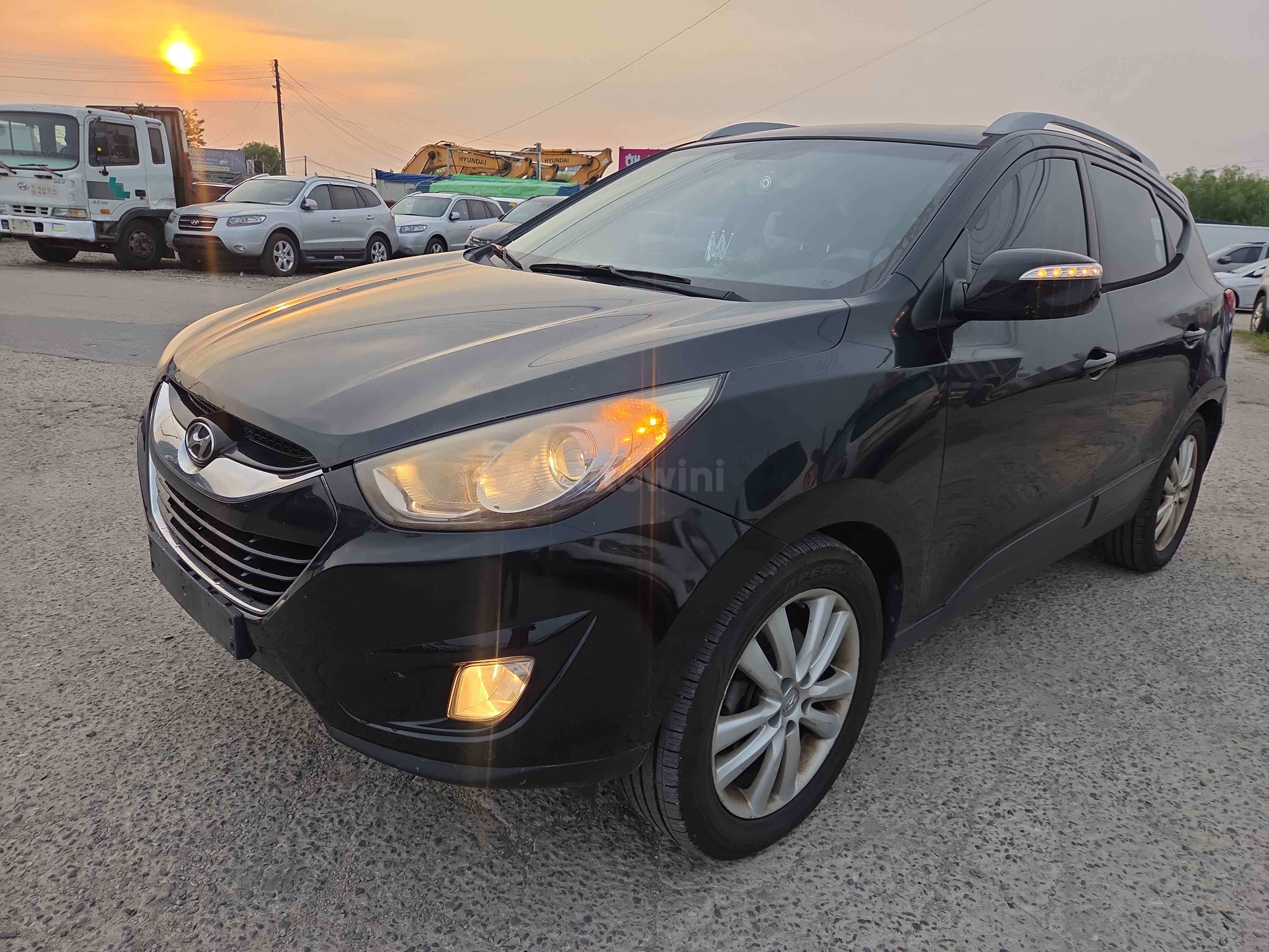 2012 HYUNDAI TUCSON VIN: KMHJU81VDCU298632