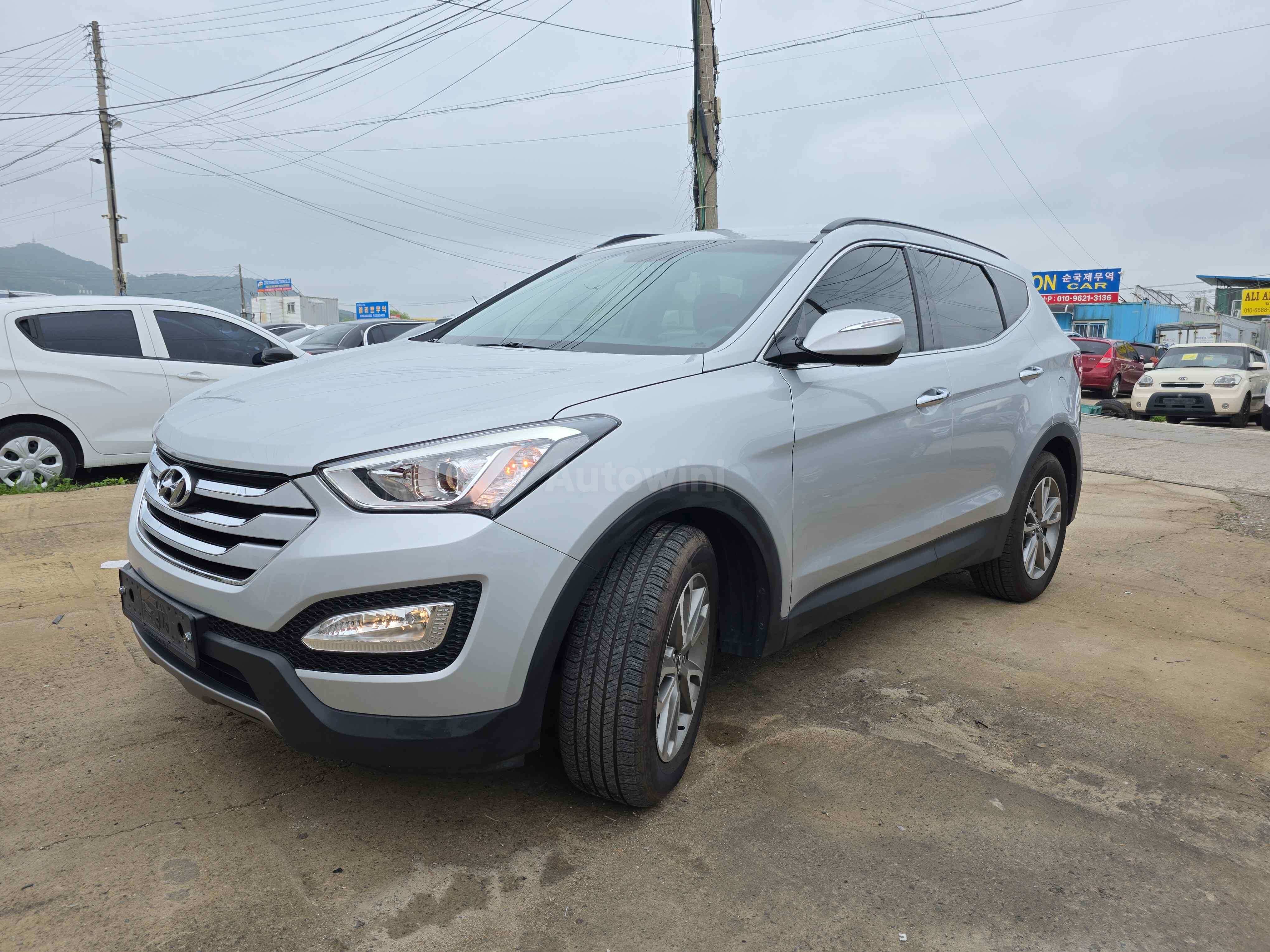 2013 HYUNDAI SANTAFE VIN: KMHSW81XBDU117386