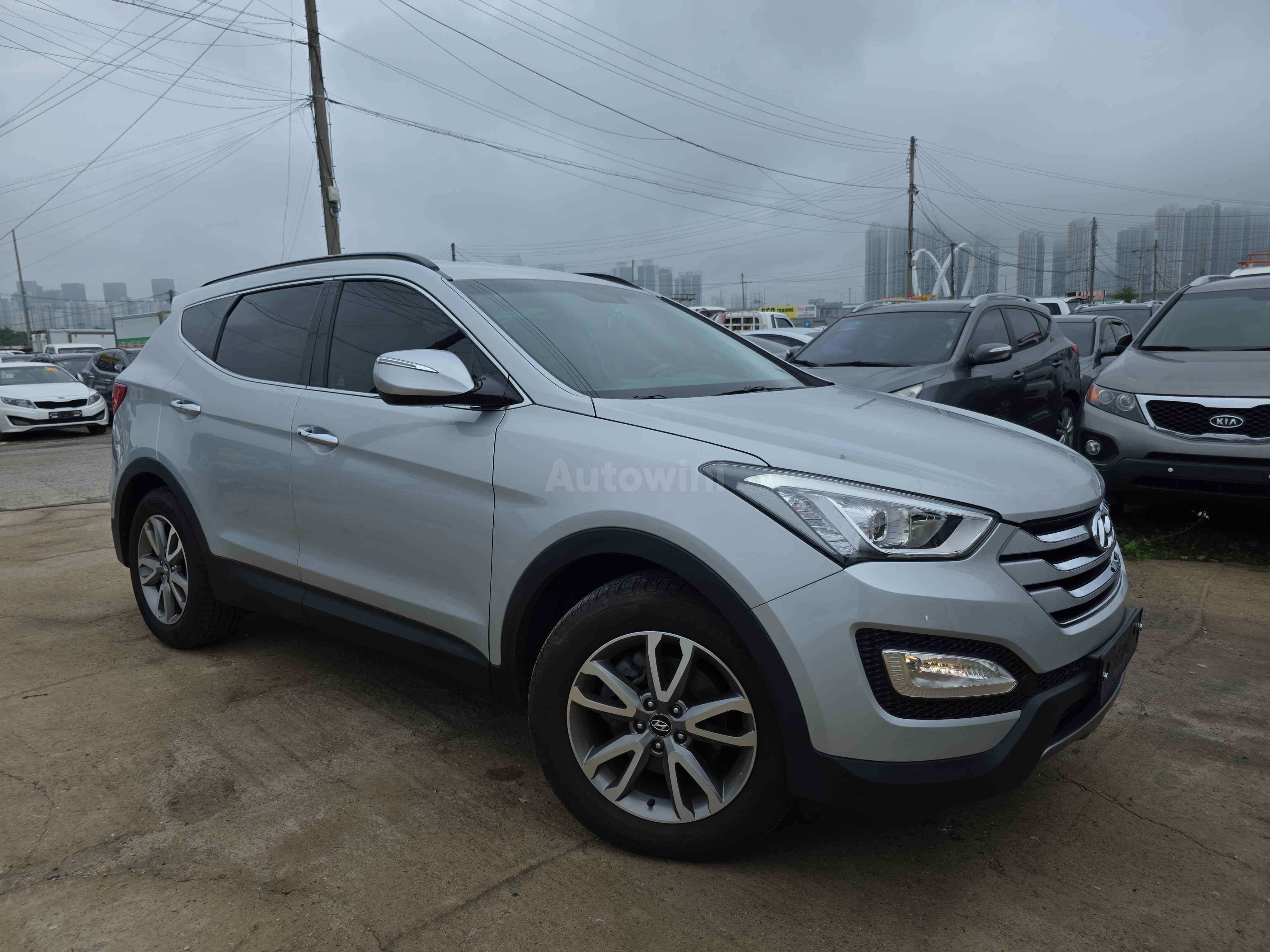 2013 HYUNDAI SANTAFE VIN: KMHSW81XBDU117386