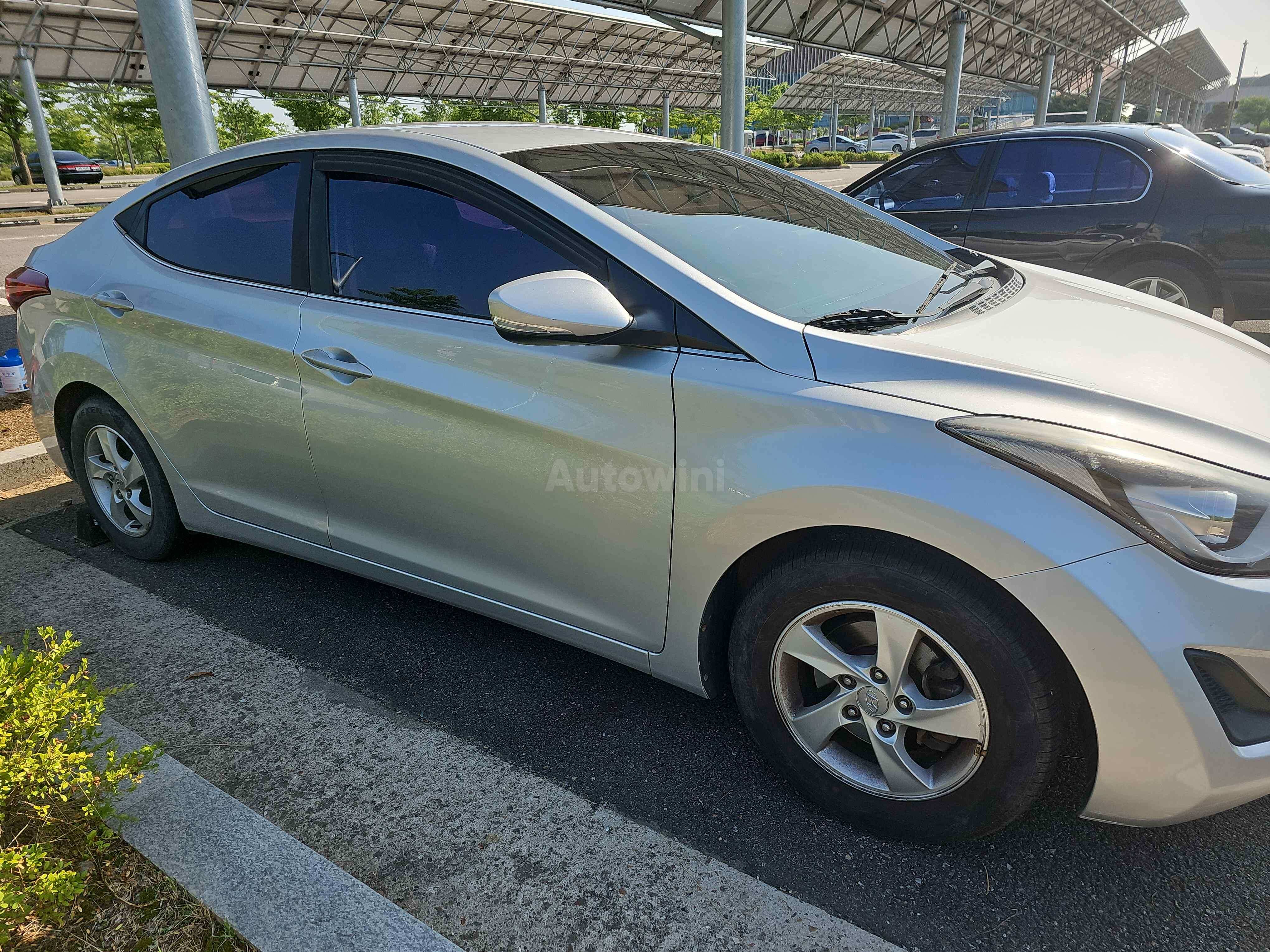 2015 HYUNDAI AVANTE VIN: KMHDG41DAFU265442
