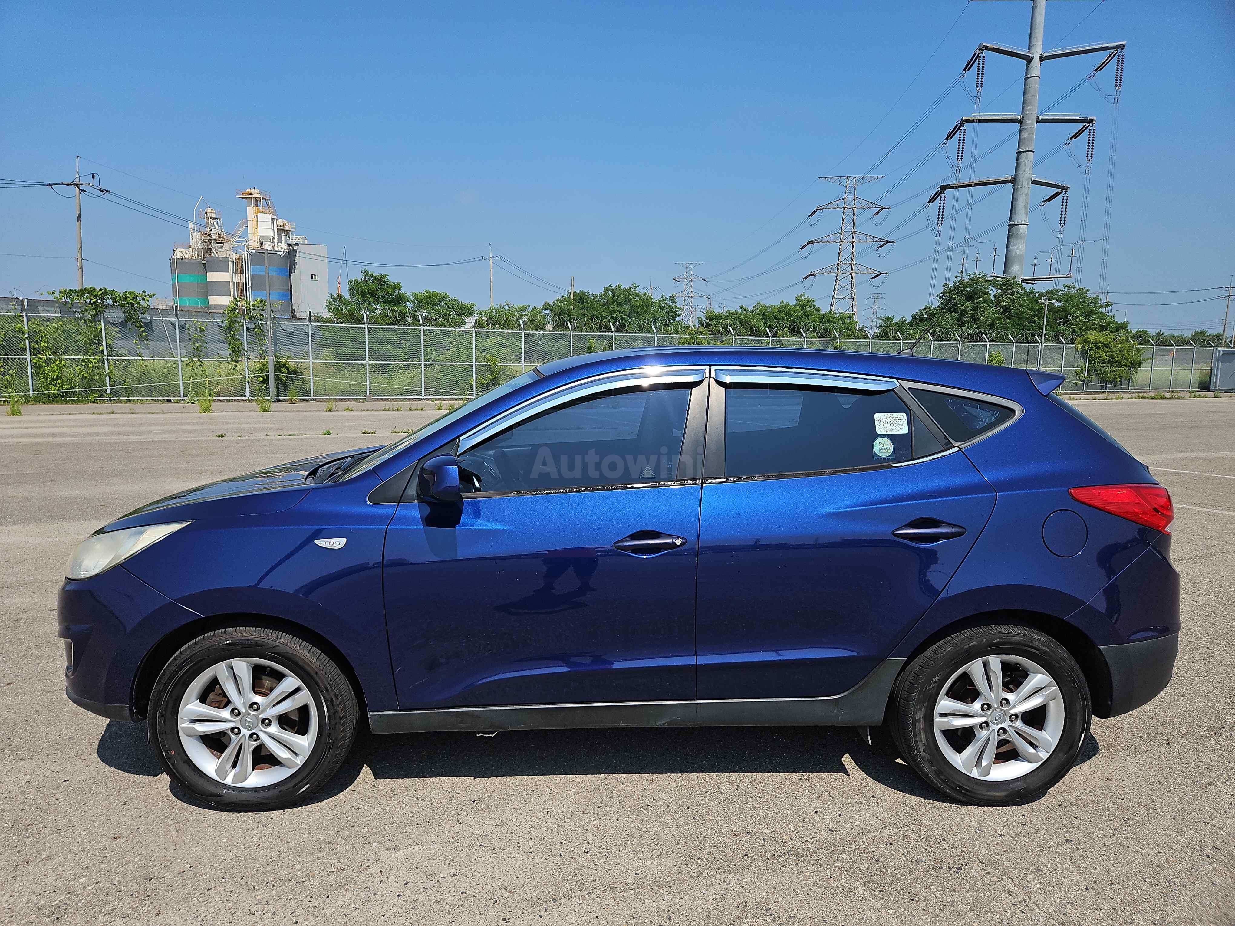 2010 HYUNDAI TUCSON VIN: KMHJT81VDAU036866