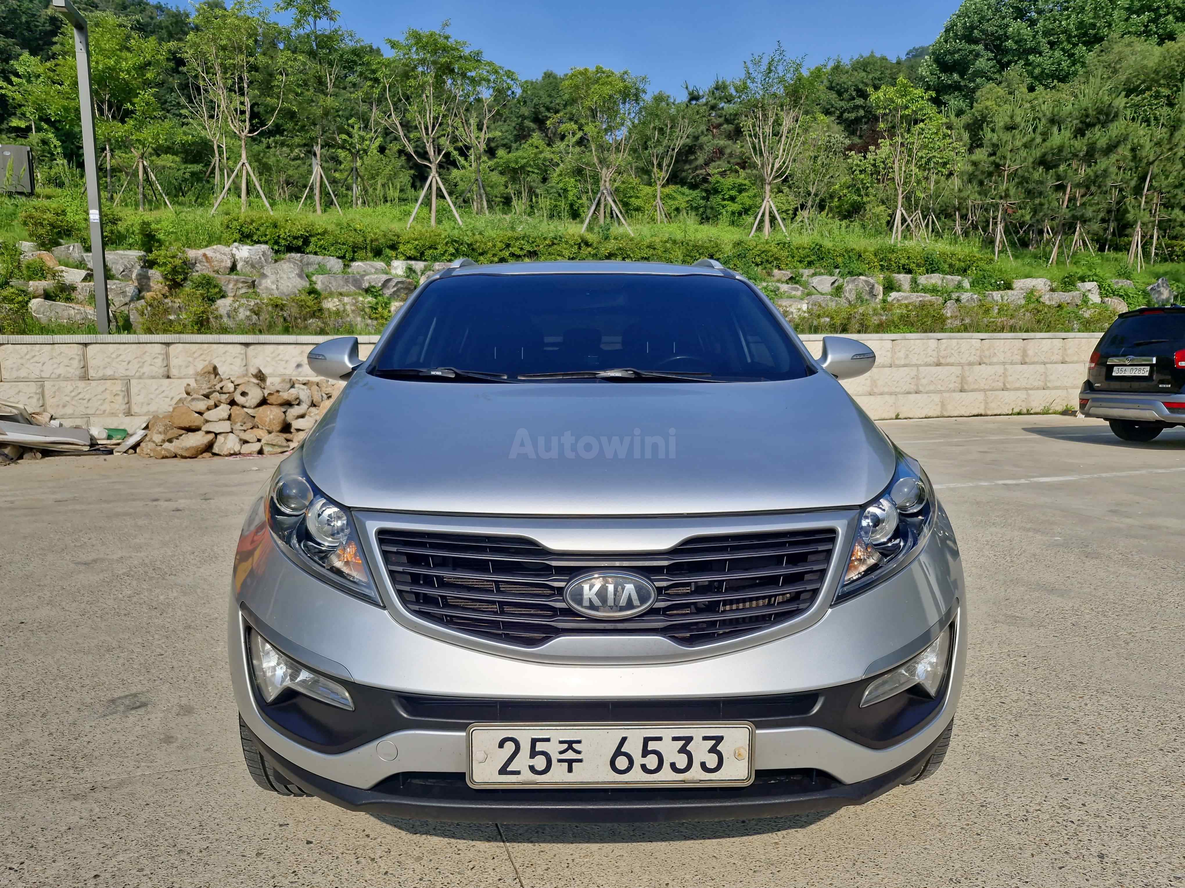 2011 KIA SPORTAGE VIN: KNAPC813BBK021379