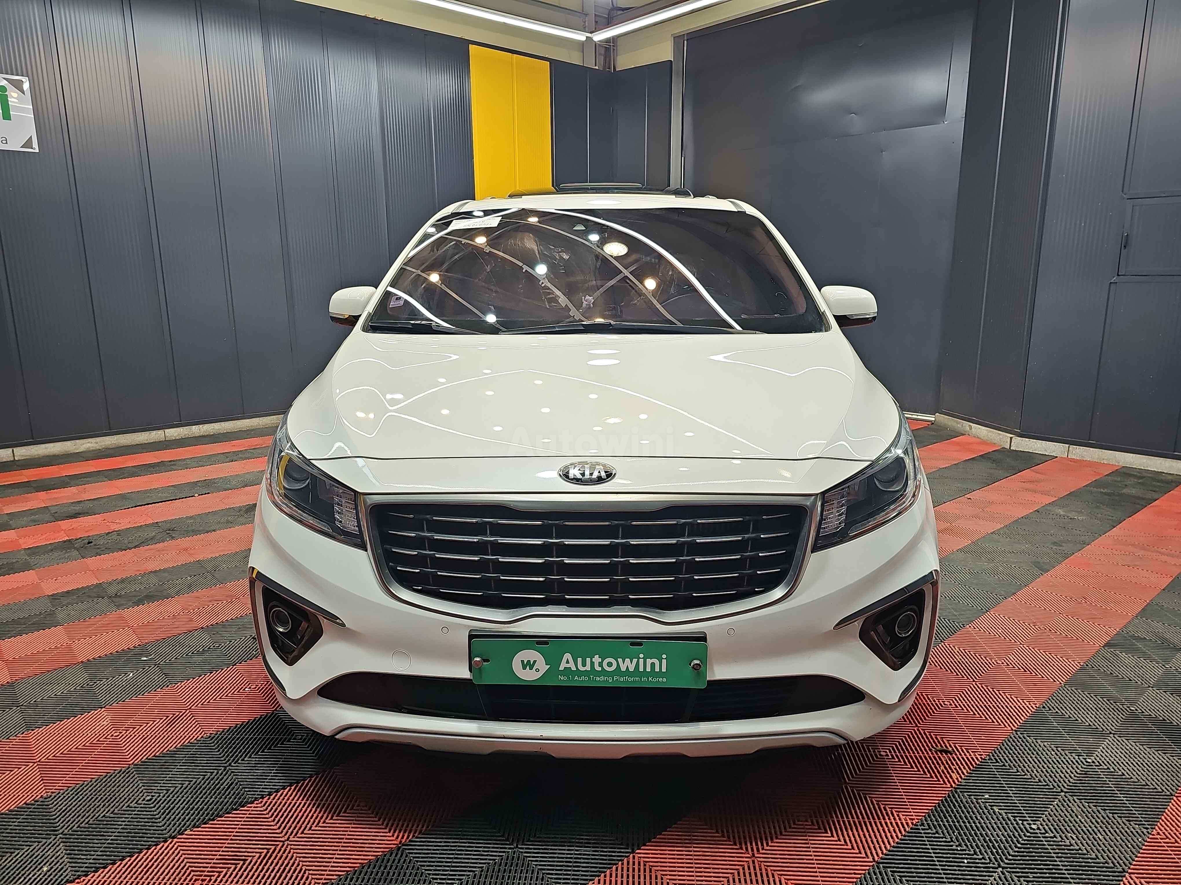 2019 KIA CARNIVAL VIN: KNAMC81ABKS524792