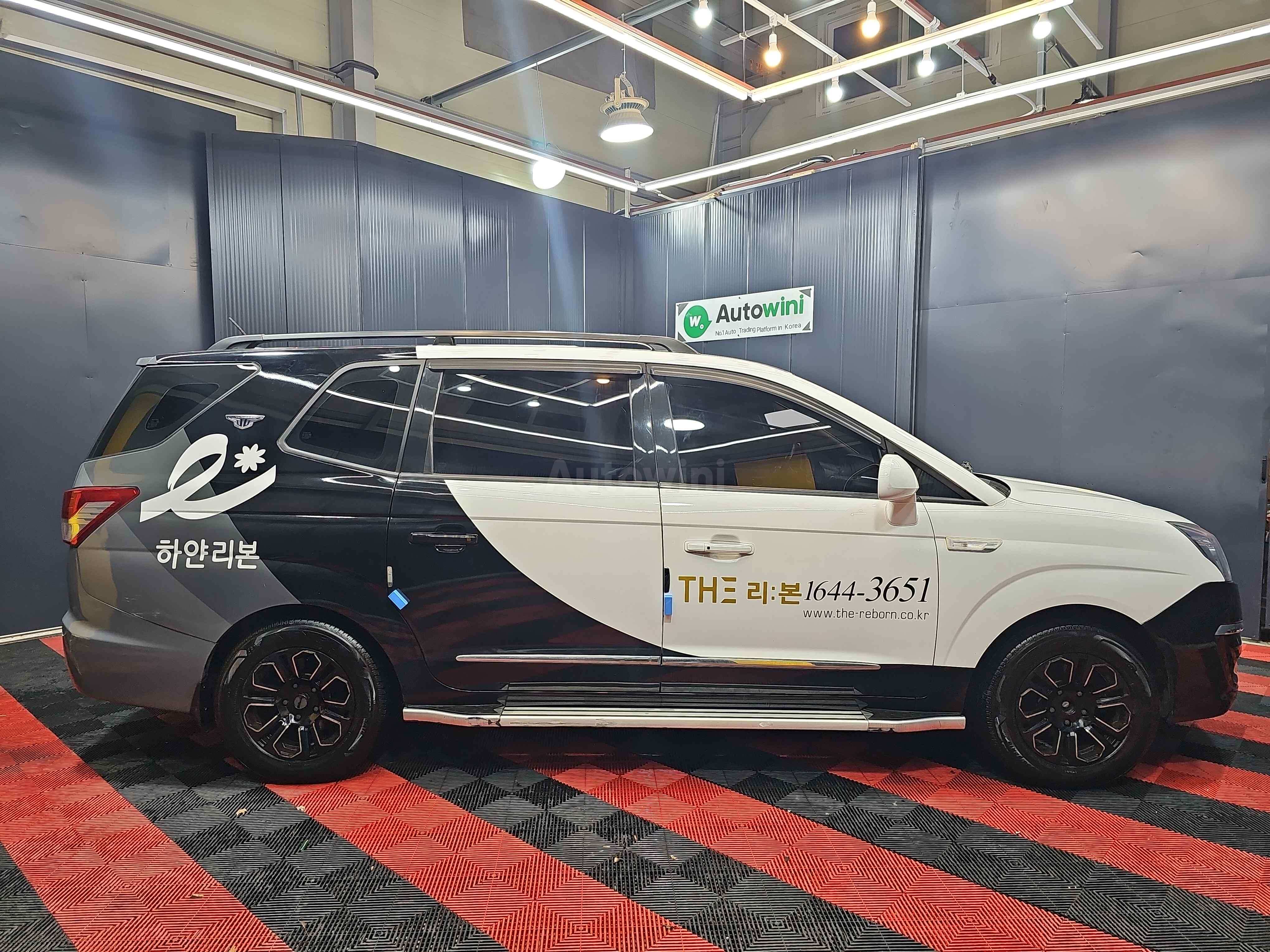 2014 KGM (SSANGYONG) KORANDO VIN: KPDKFDNN1EP087342