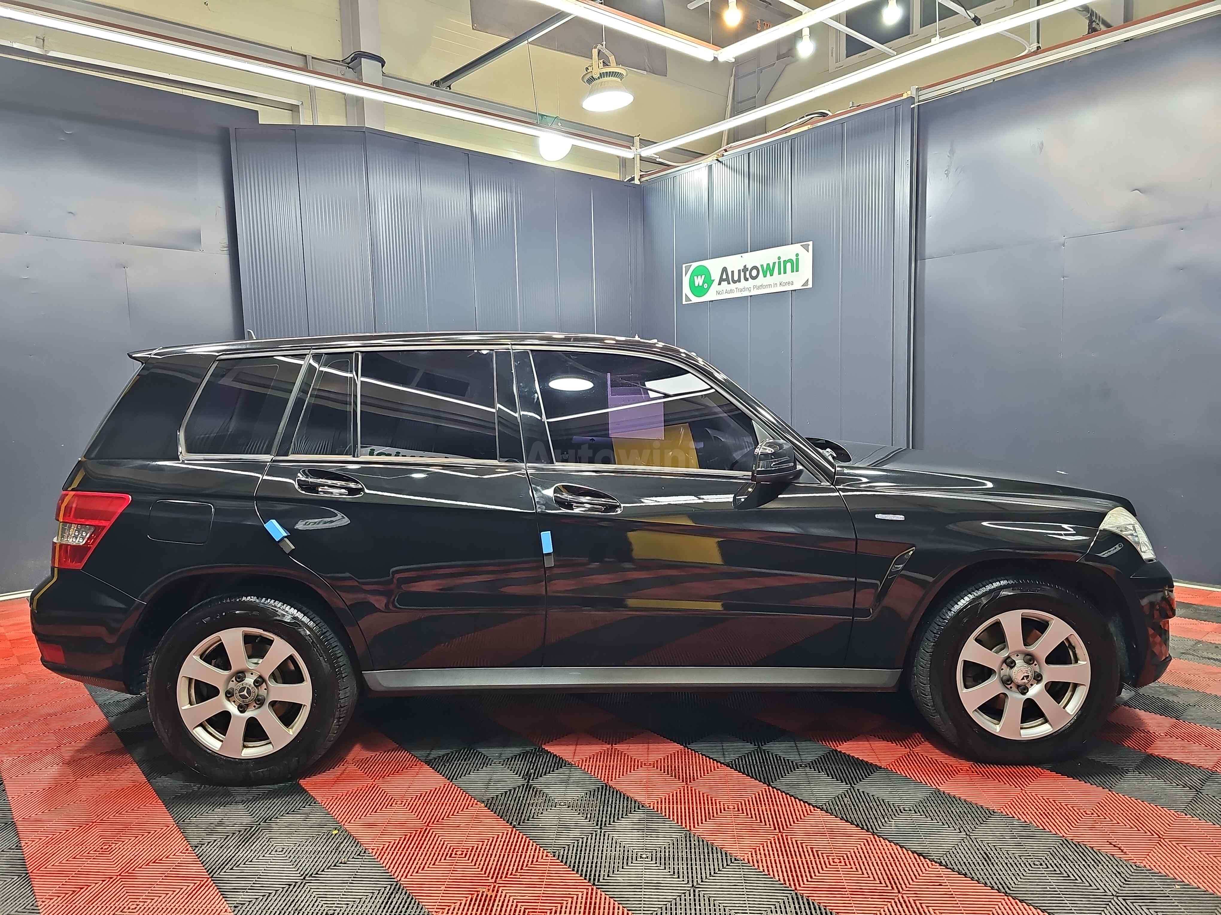 2011 MERCEDES-BENZ OTHERS VIN: WDCGG8EB5BF625703