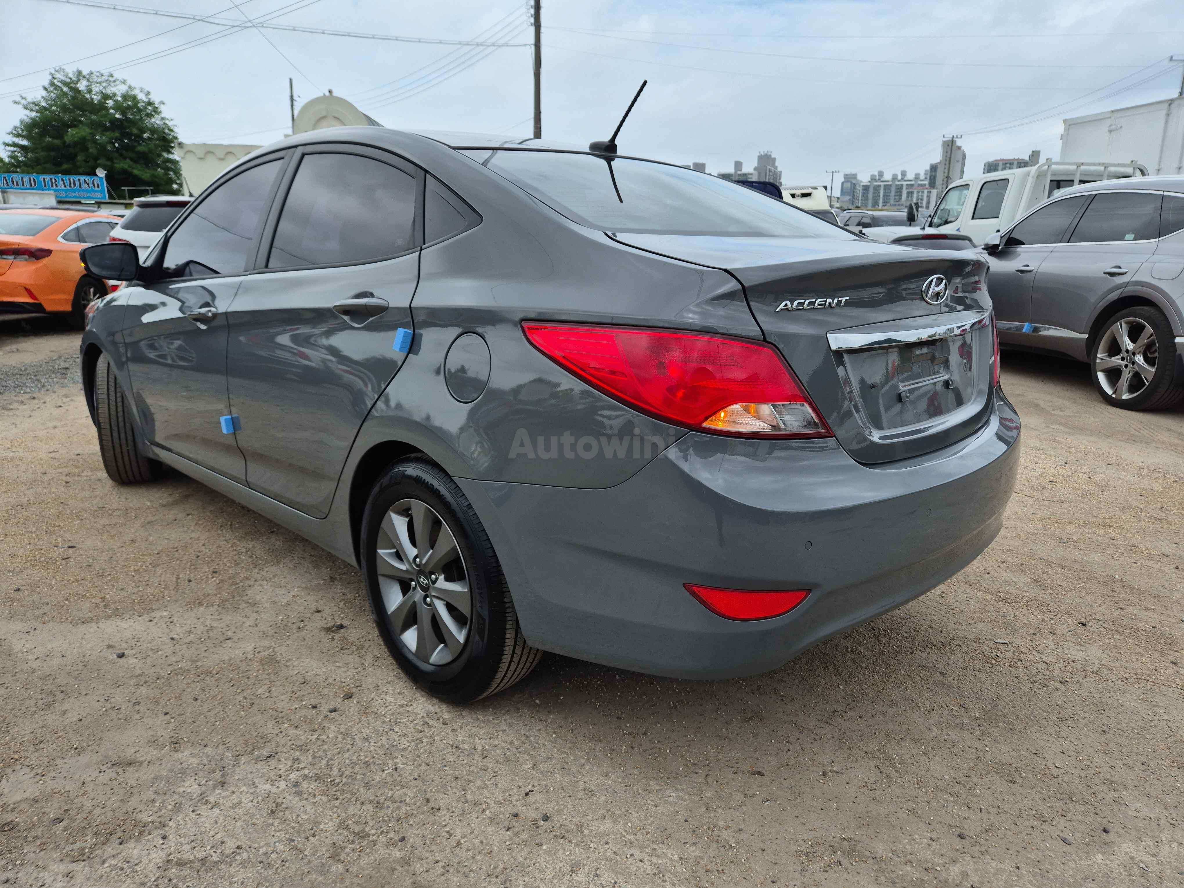 2019 HYUNDAI ACCENT VIN: KMHCT41BEKU481752