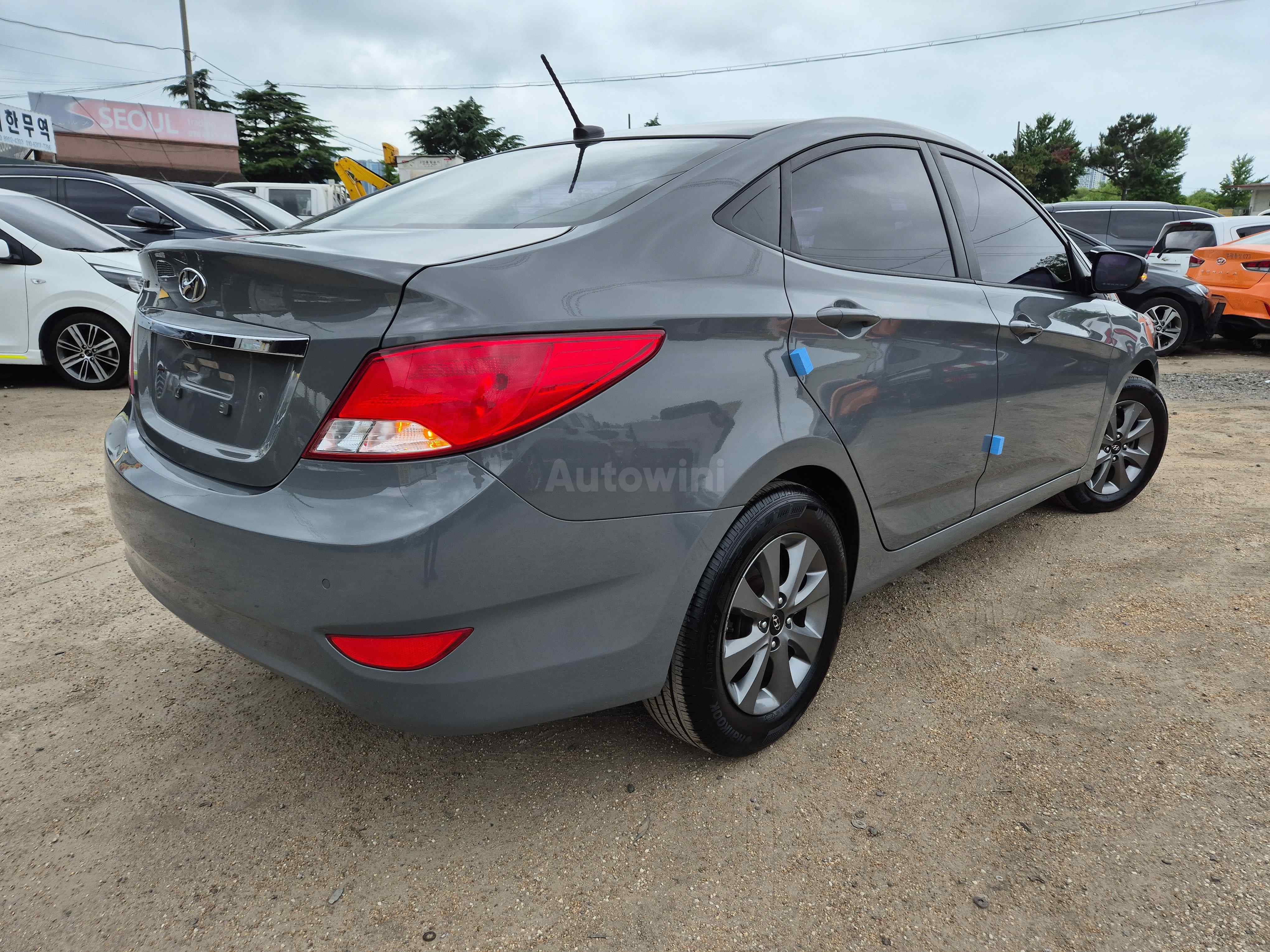 2019 HYUNDAI ACCENT VIN: KMHCT41BEKU481752