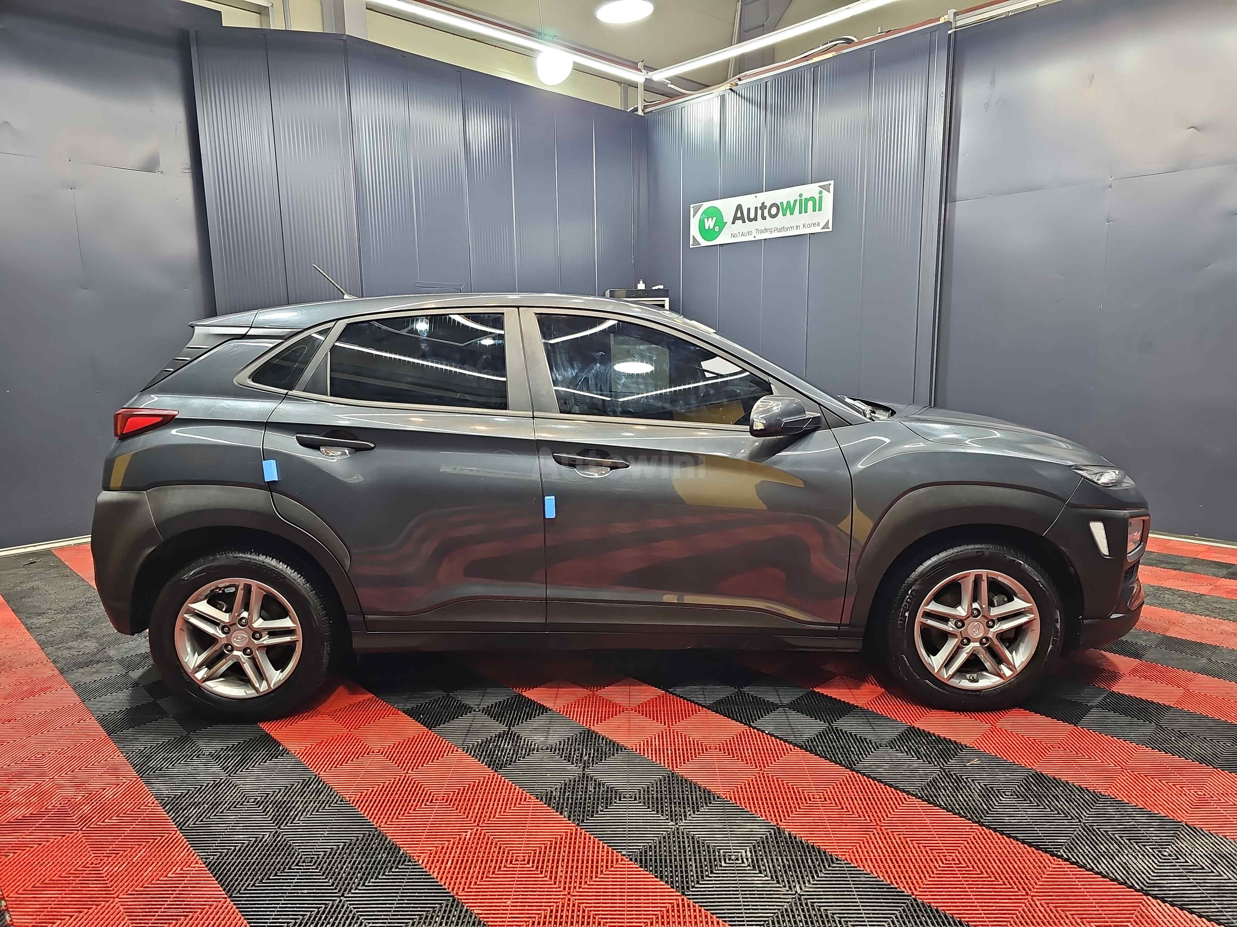 2018 HYUNDAI KONA VIN: KMHK3816GJU010058