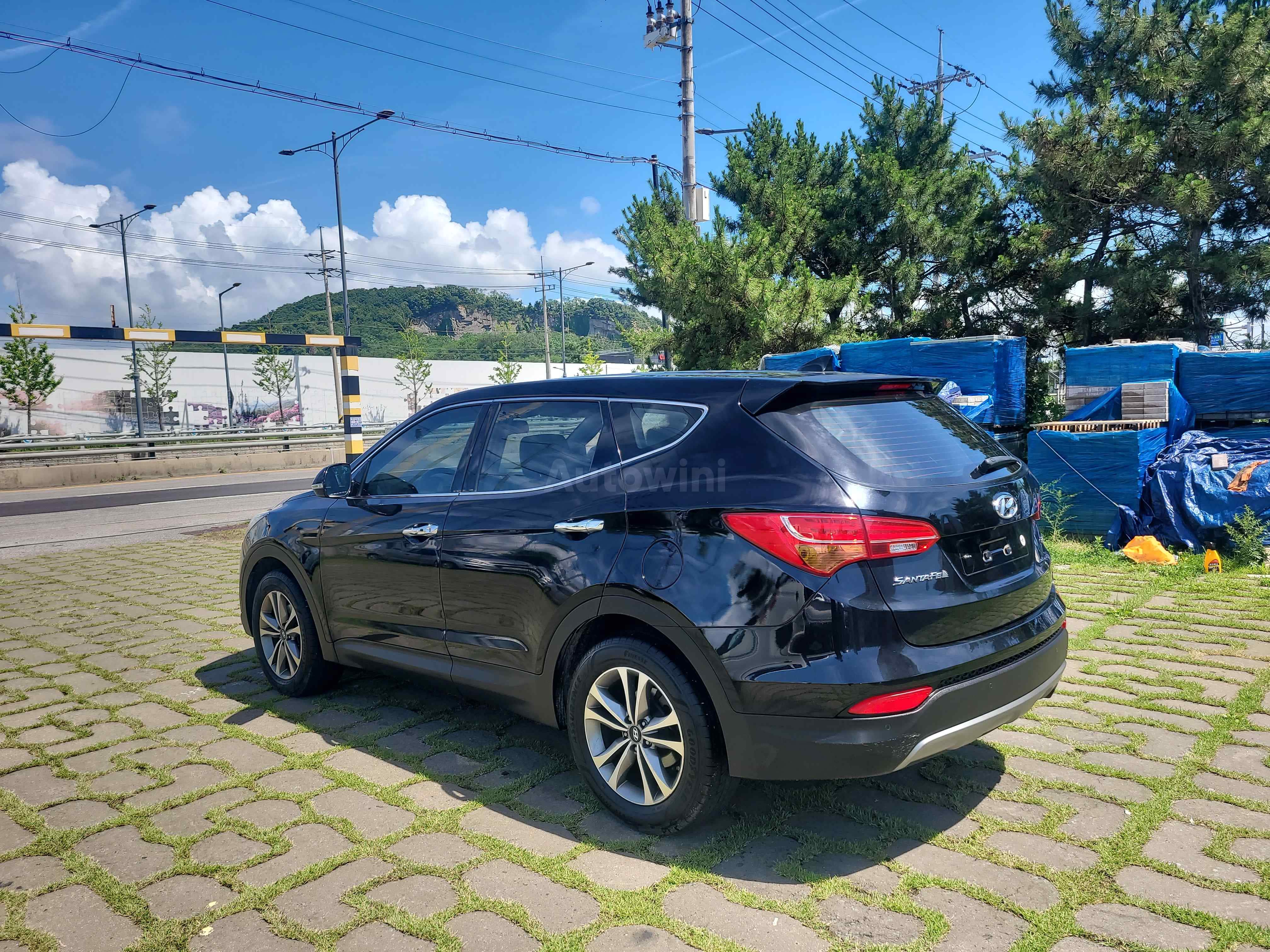 2015 HYUNDAI SANTAFE VIN: KMHSU81UBFU428850