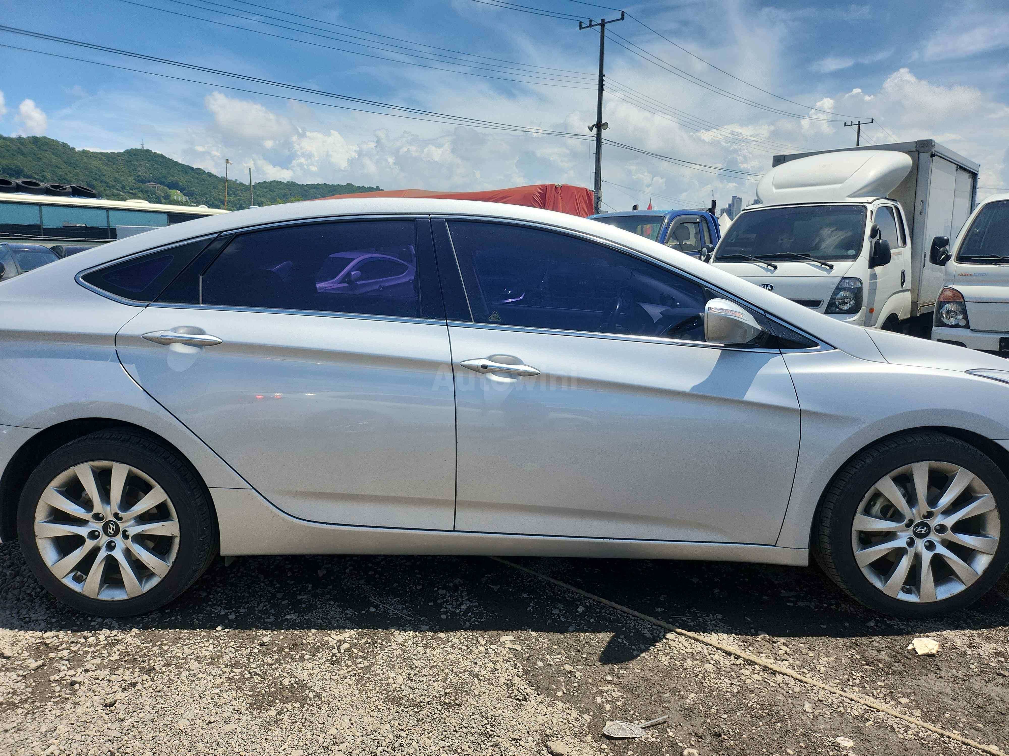 2013 HYUNDAI I40 VIN: KMHLC41UBDU024797