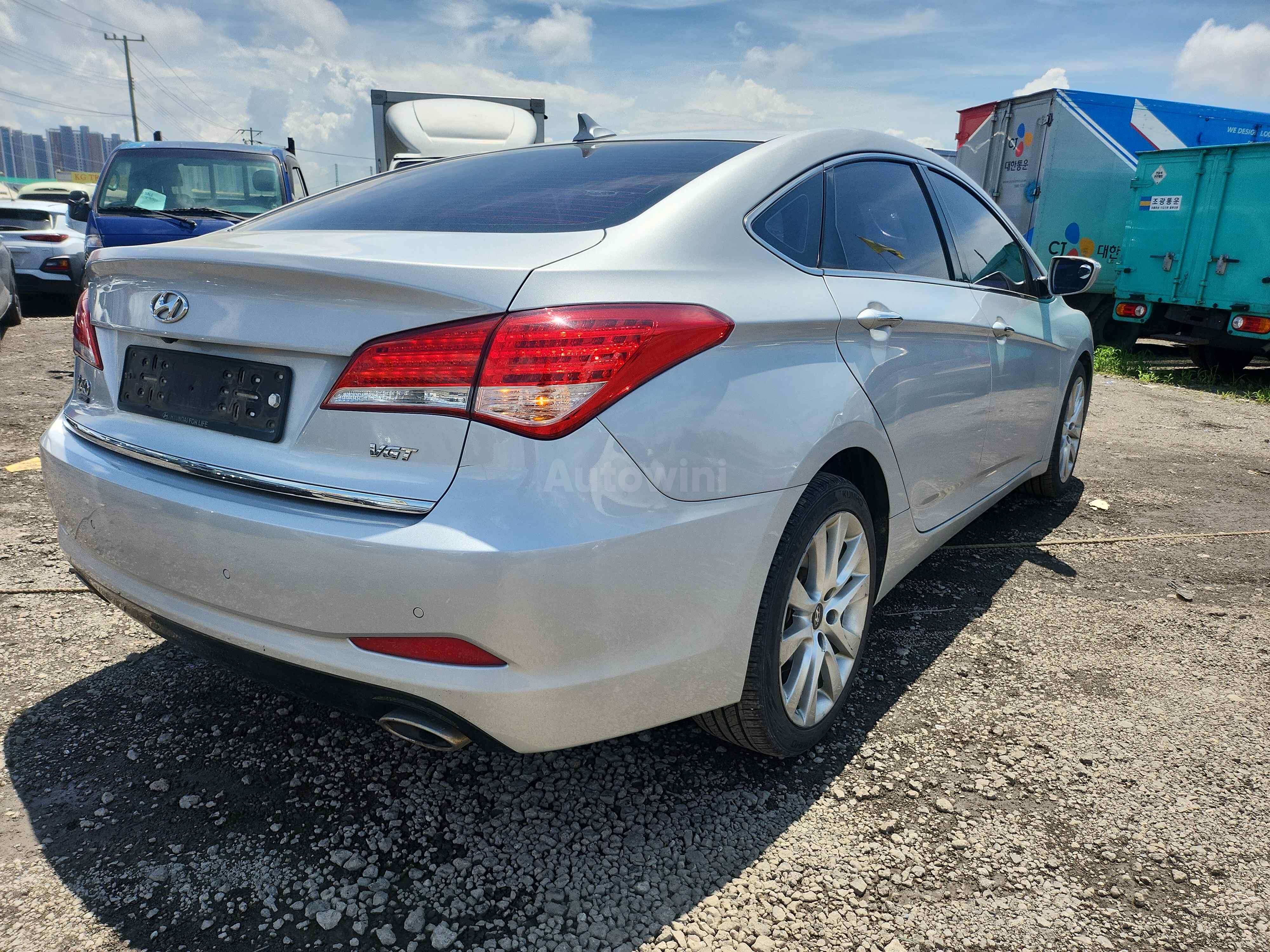 2013 HYUNDAI I40 VIN: KMHLC41UBDU024797