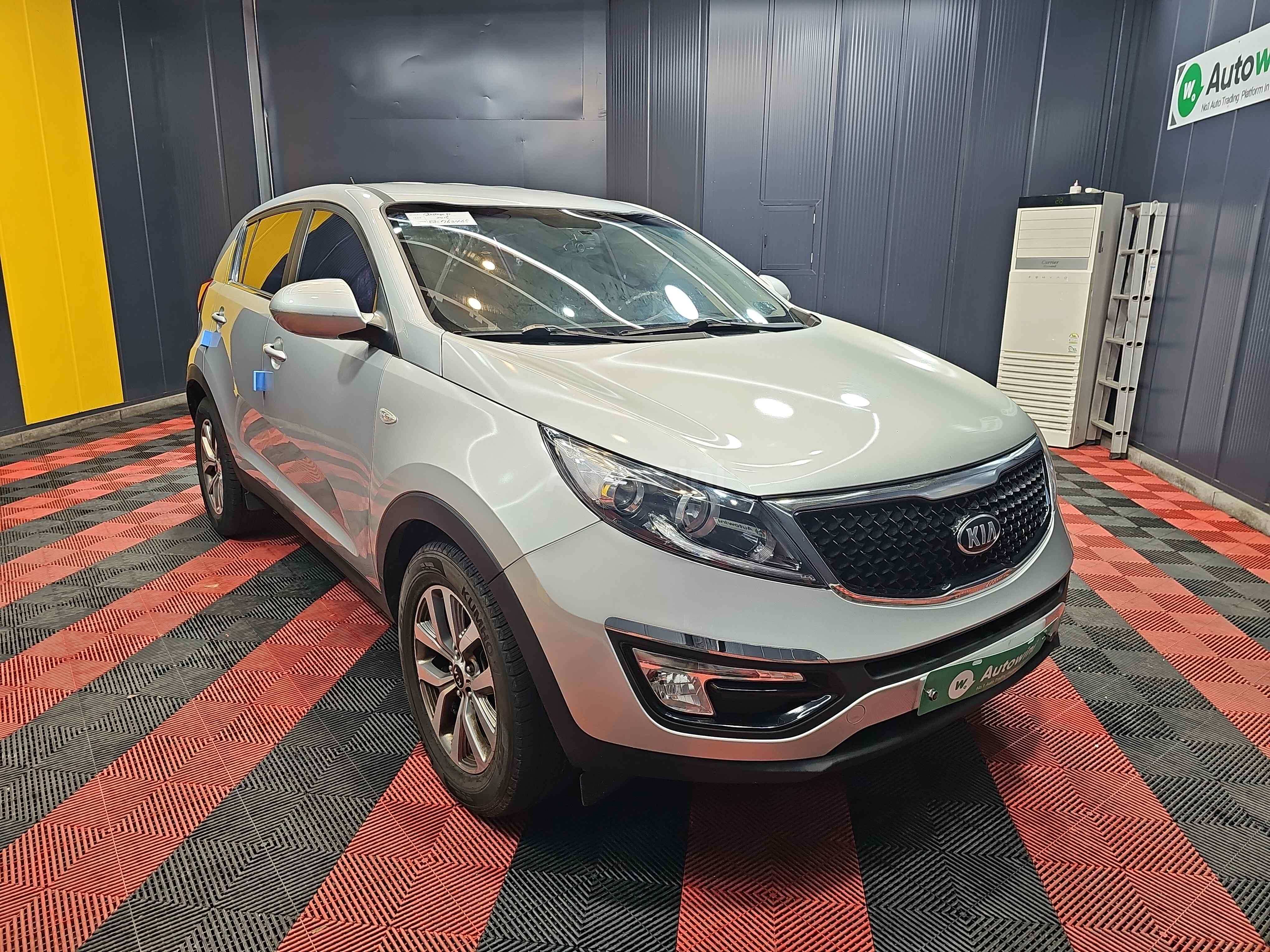 2015 KIA SPORTAGE VIN: KNAPB813BFK763465