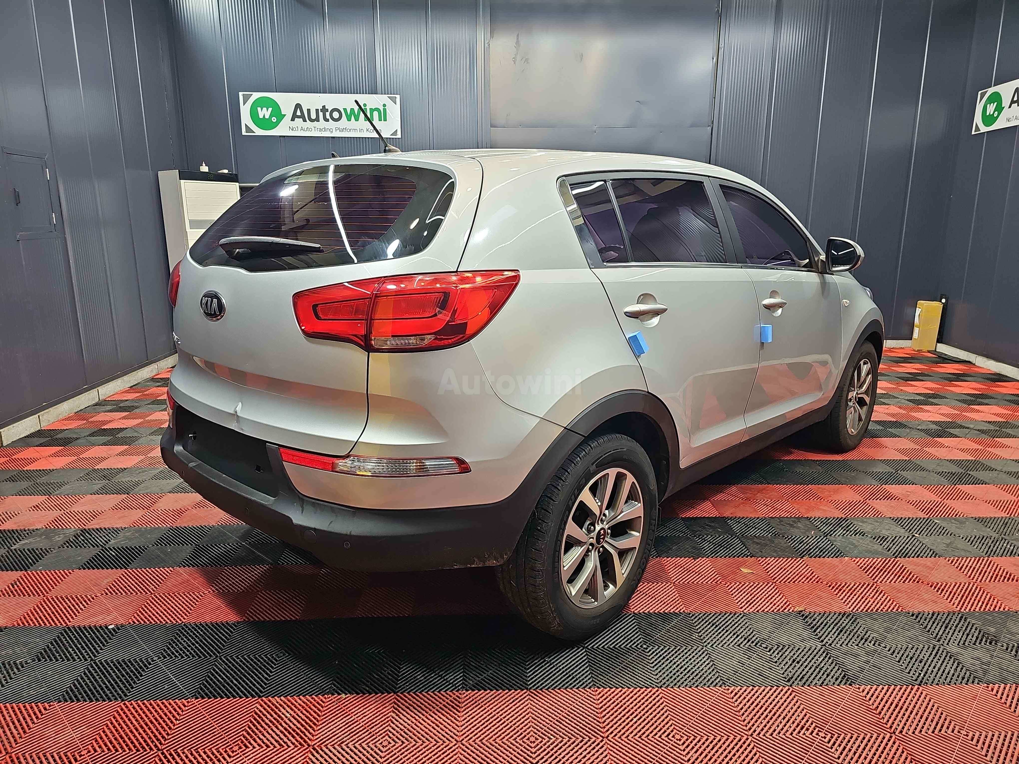 2015 KIA SPORTAGE VIN: KNAPB813BFK763465