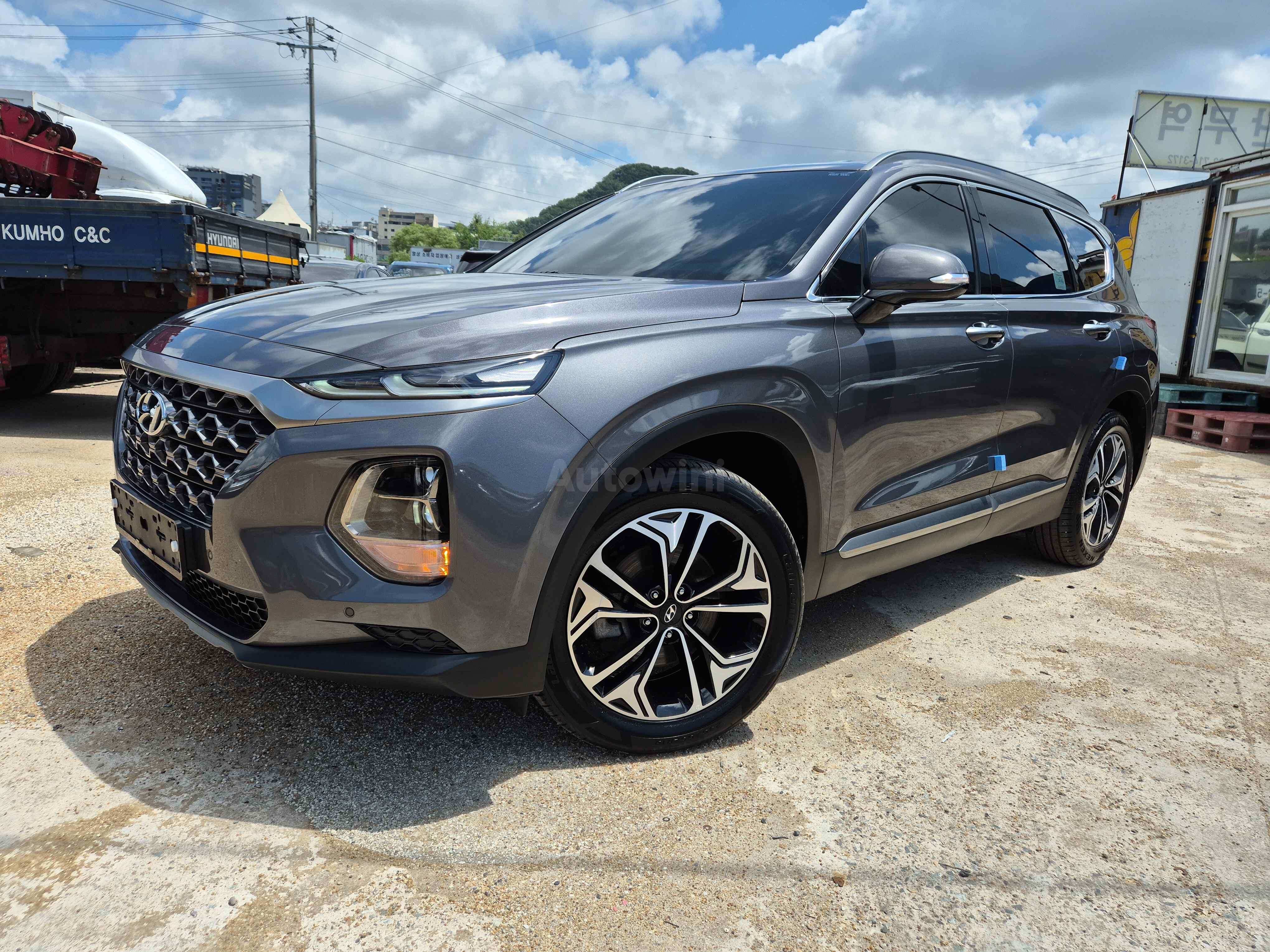 2019 HYUNDAI SANTAFE VIN: KMHS381CDKU051051