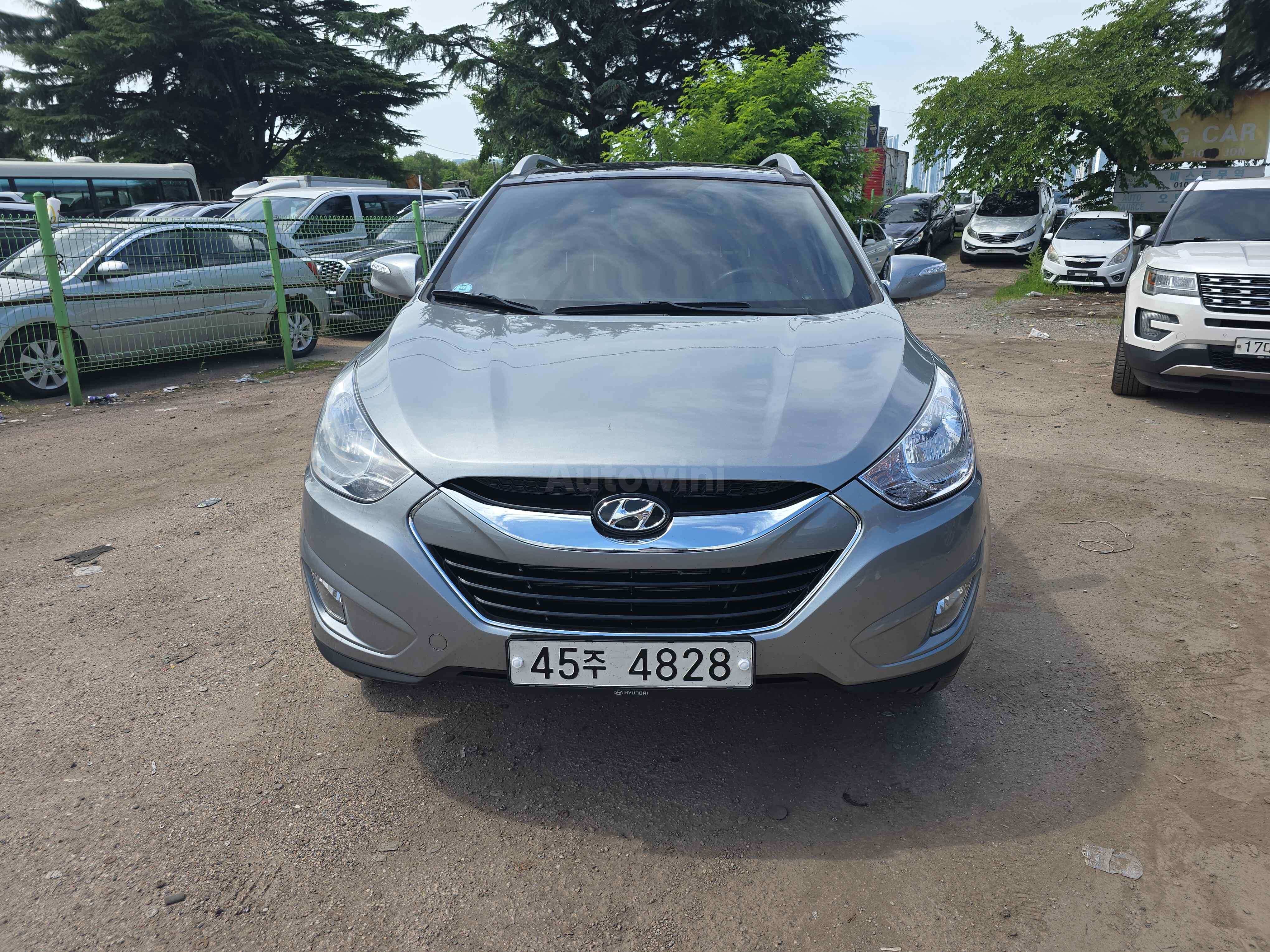 2010 HYUNDAI TUCSON VIN: KMHJU81VBAU035434
