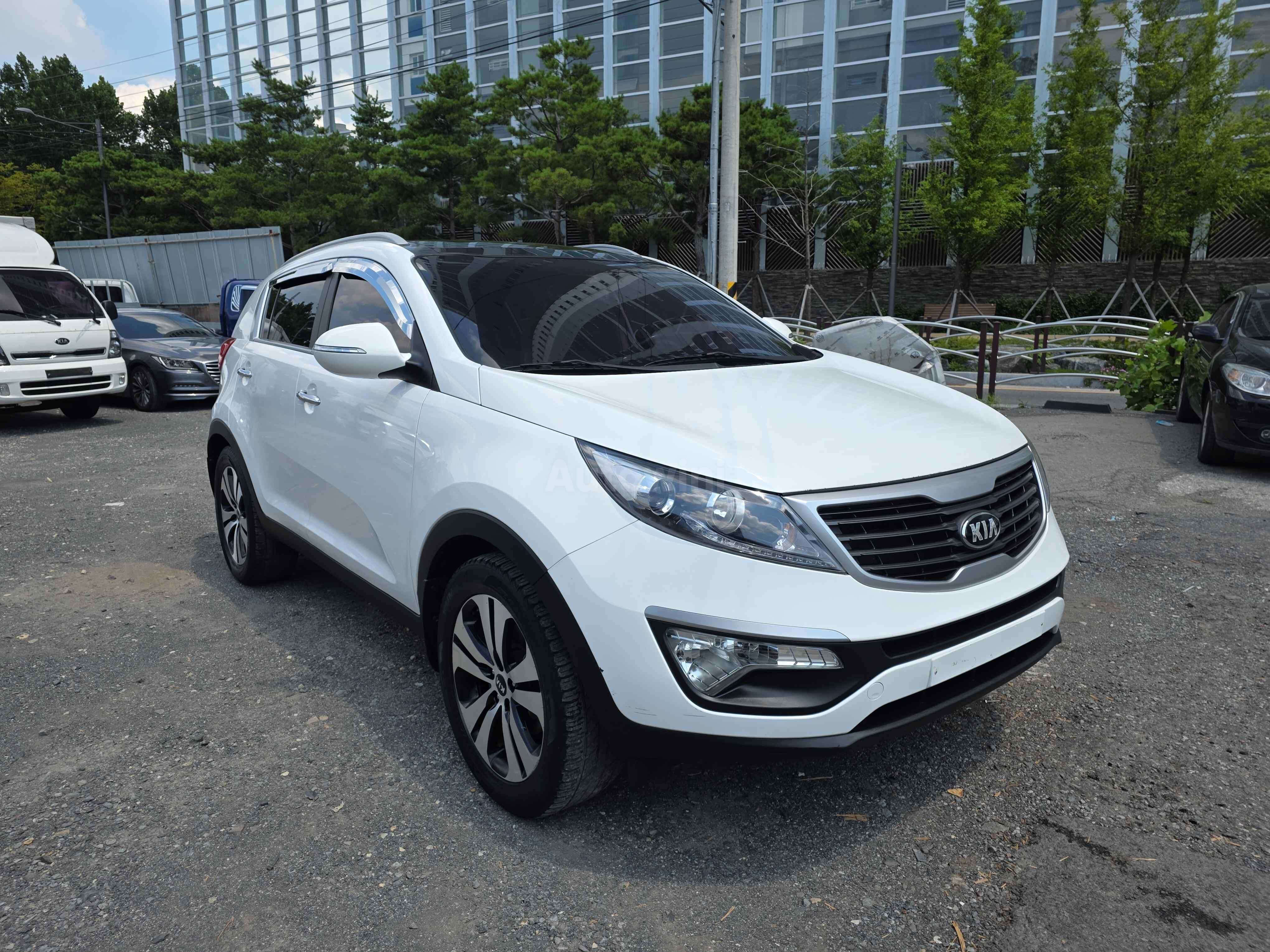 2013 KIA SPORTAGE VIN: KNAPE813BDK445928