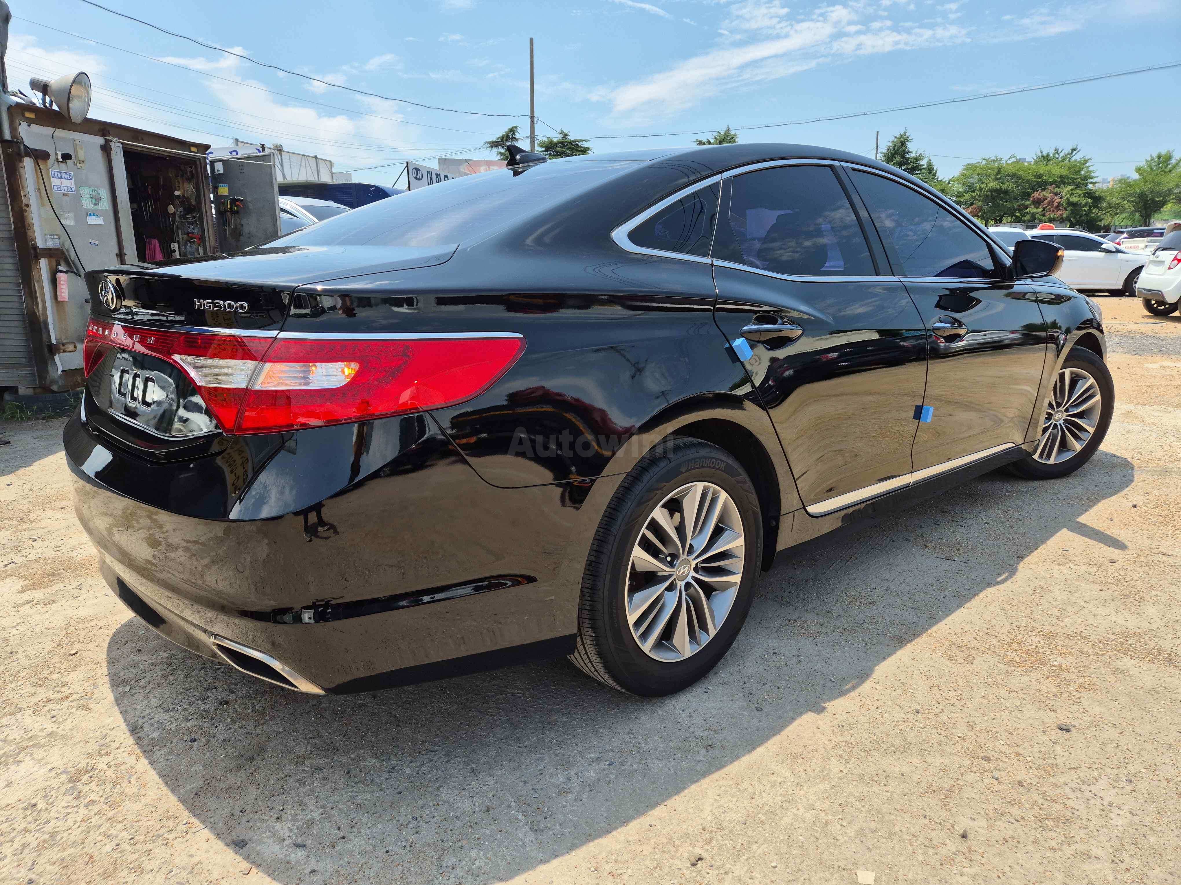 2016 HYUNDAI GRANDEUR VIN: KMHFF41CBGA518533