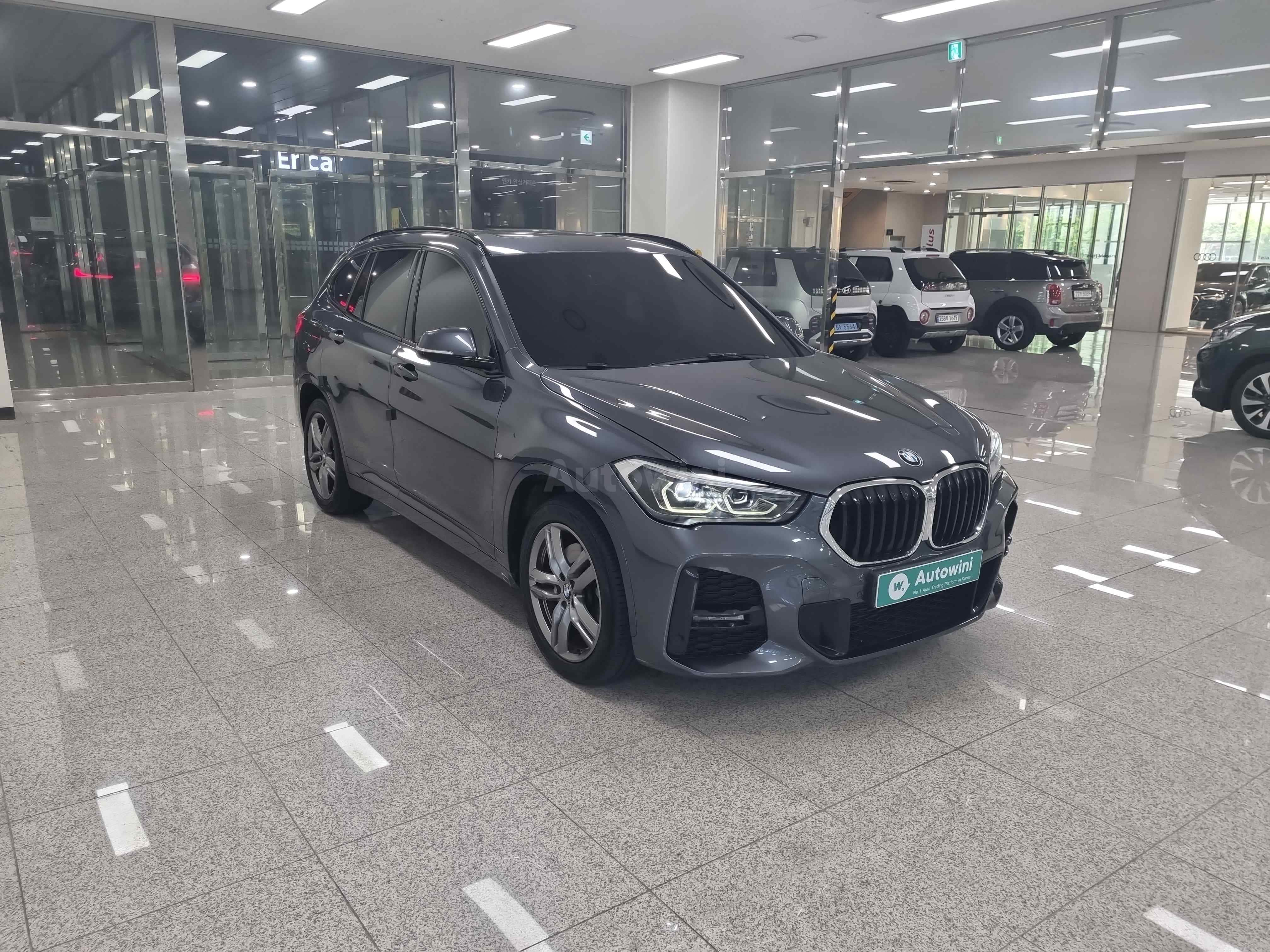 2022 BMW X1 VIN: WBA11DG07N5U43557