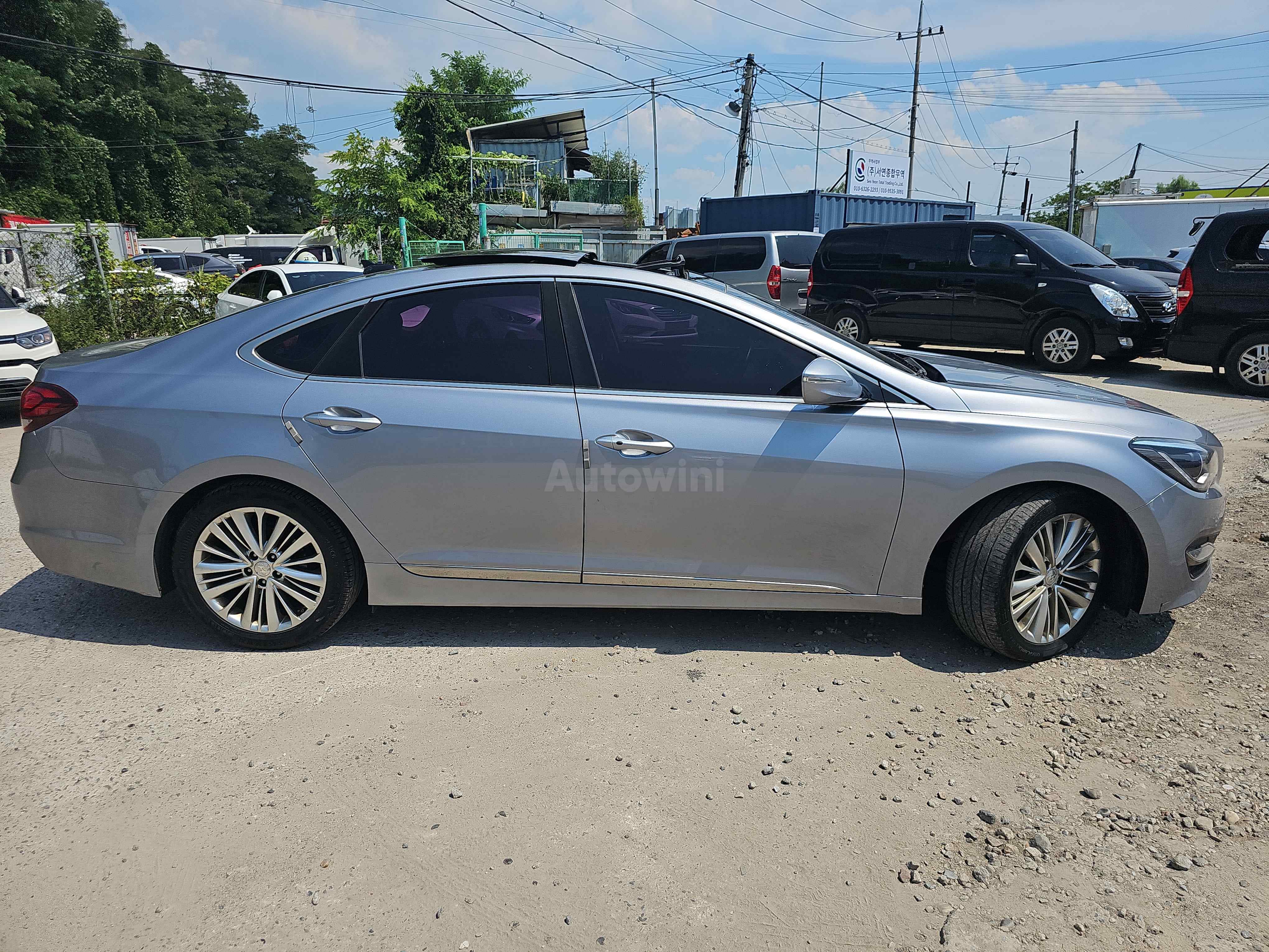 2016 HYUNDAI ASLAN VIN: KMHFM411BGA012427