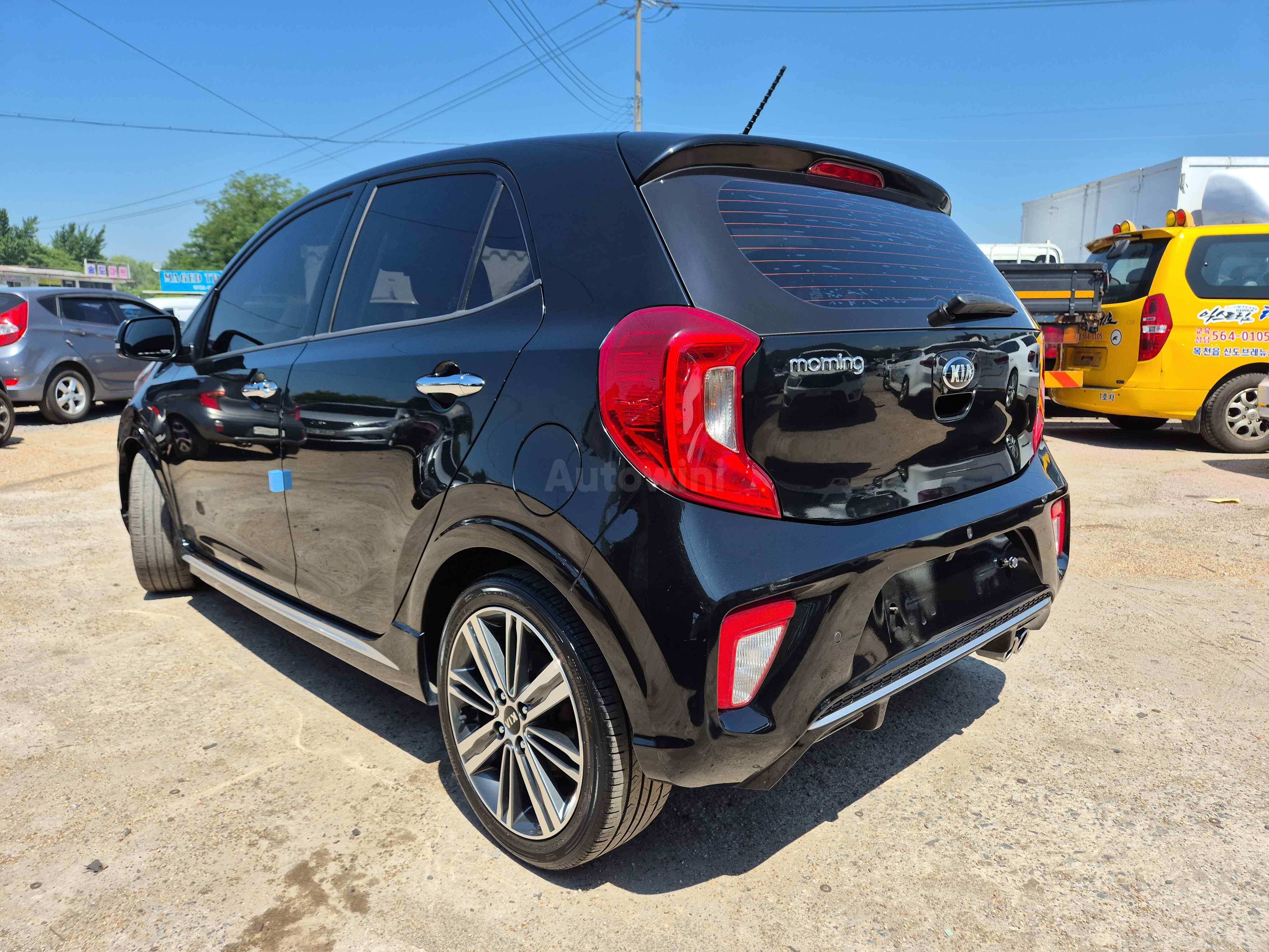 2017 KIA MORNING VIN: KNAB3511BHT020604