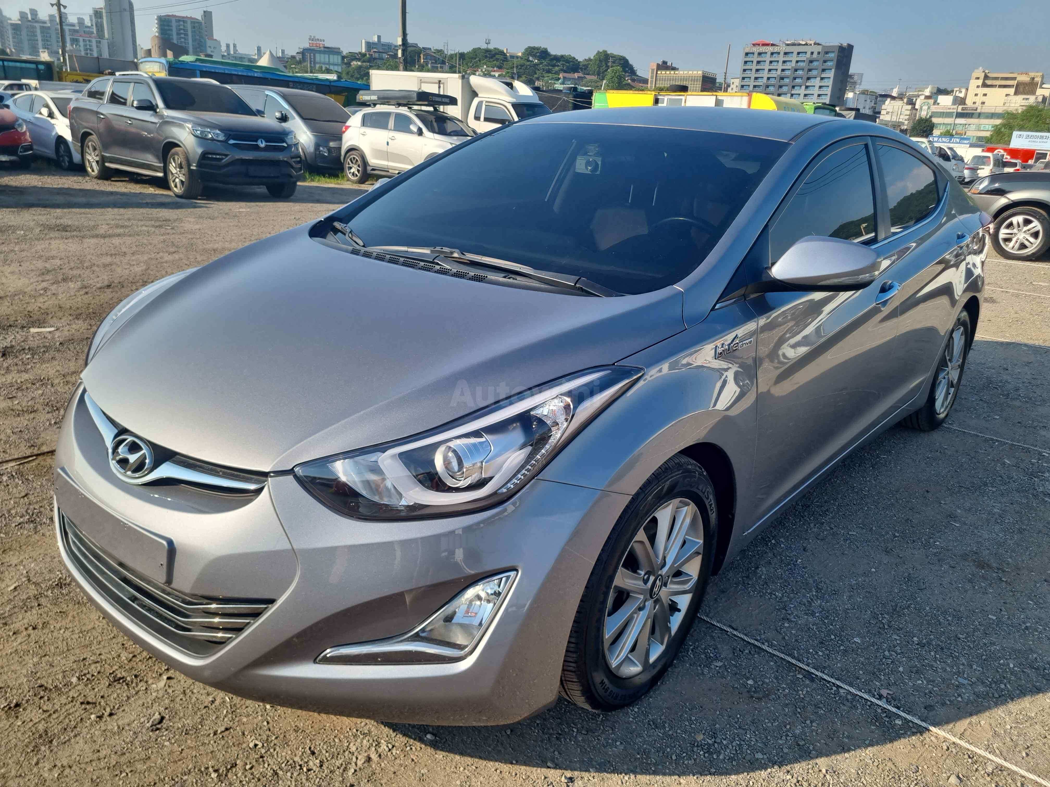 2015 HYUNDAI AVANTE VIN: KMHDG41UBFU228860