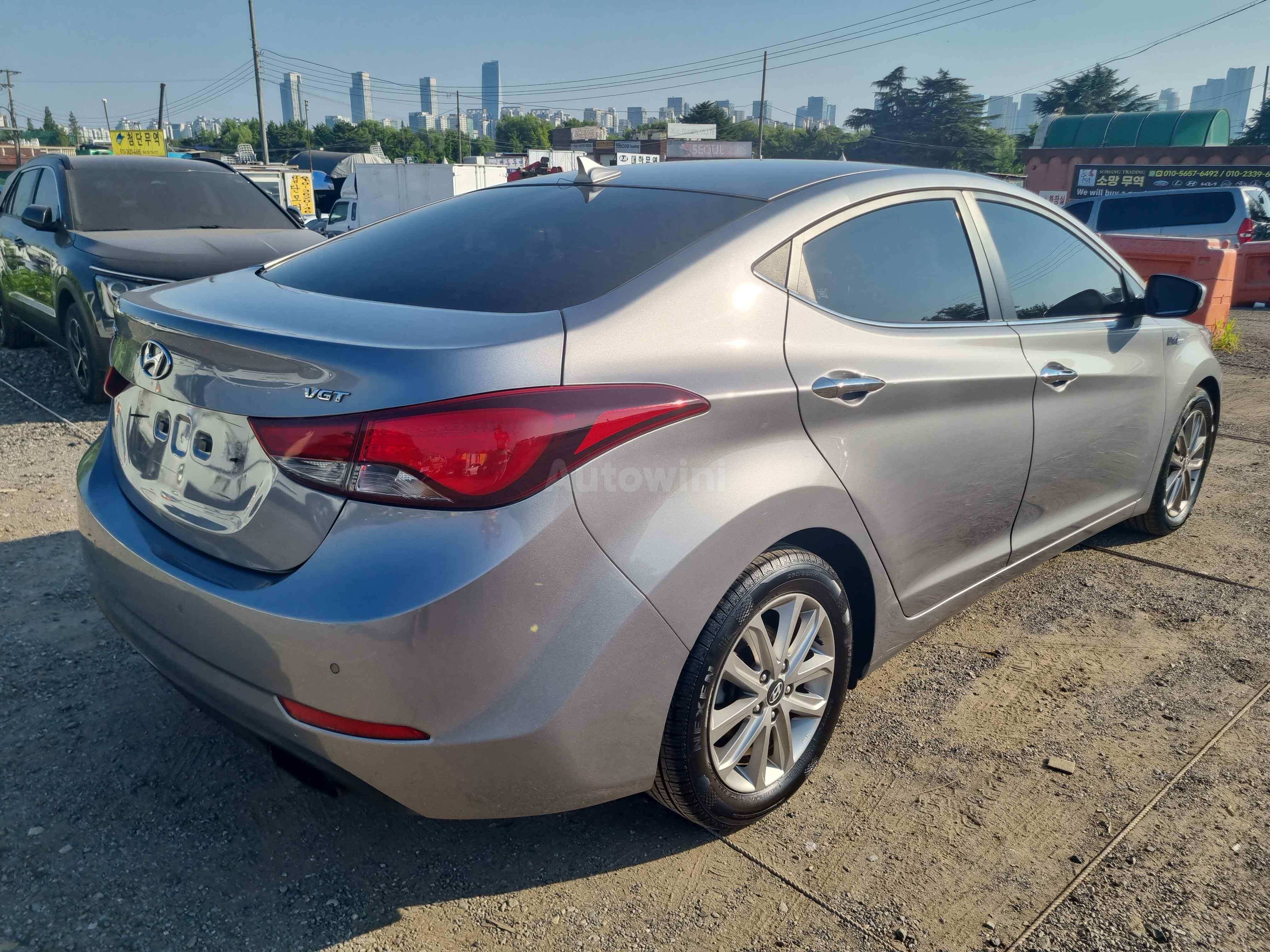 2015 HYUNDAI AVANTE VIN: KMHDG41UBFU228860