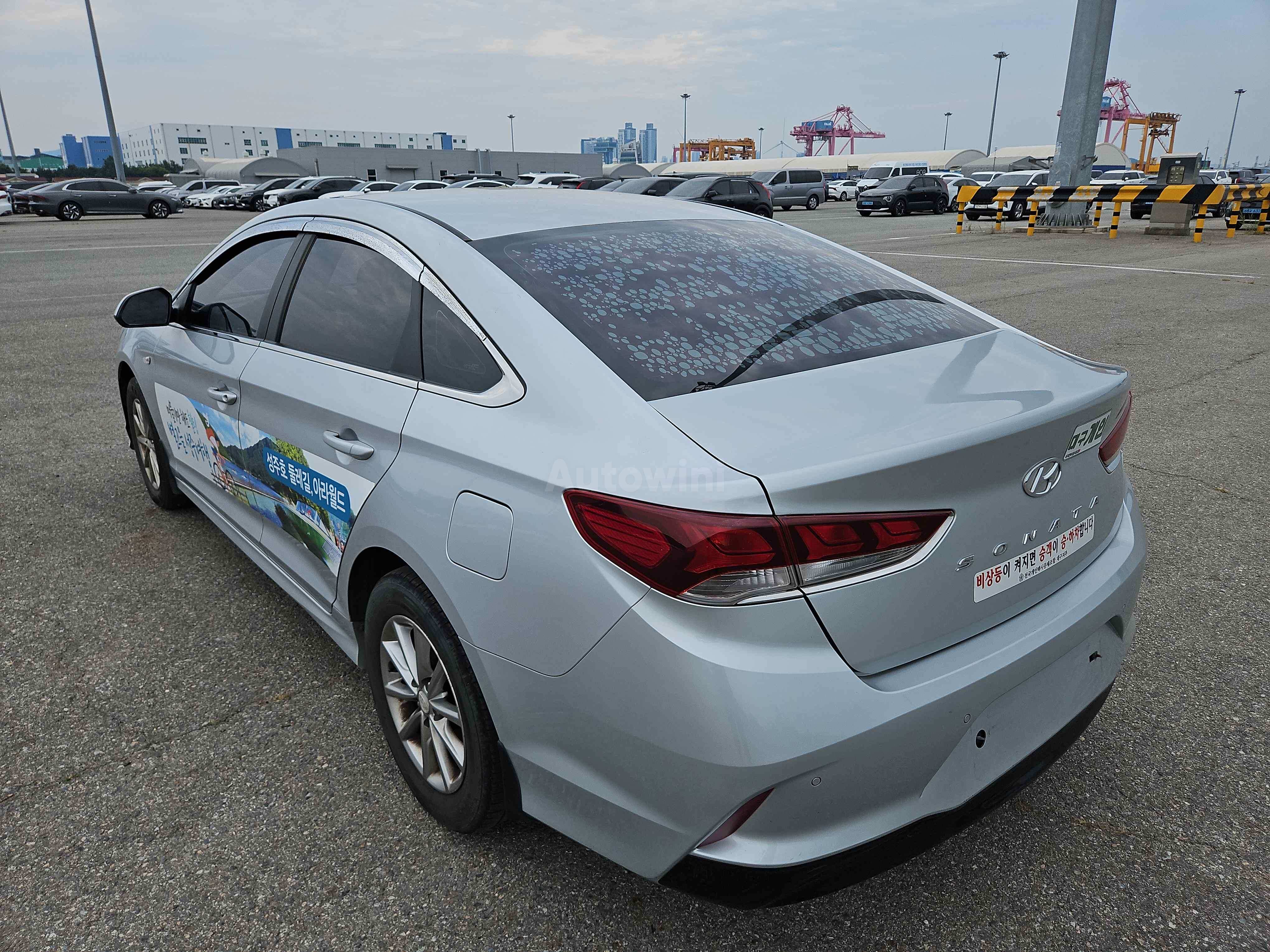 2019 HYUNDAI SONATA VIN: KMHE341DBKA502366