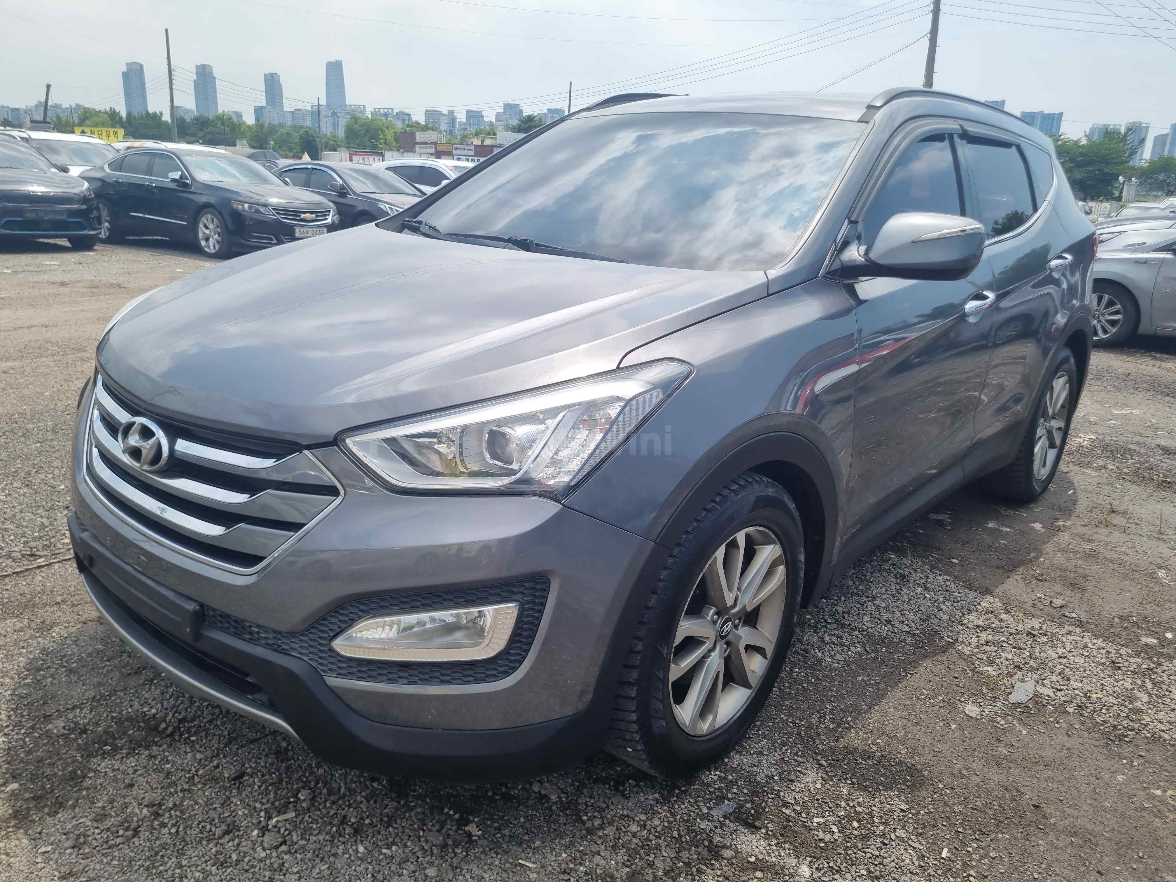 2014 HYUNDAI SANTAFE VIN: KMHSW81UBEU248111