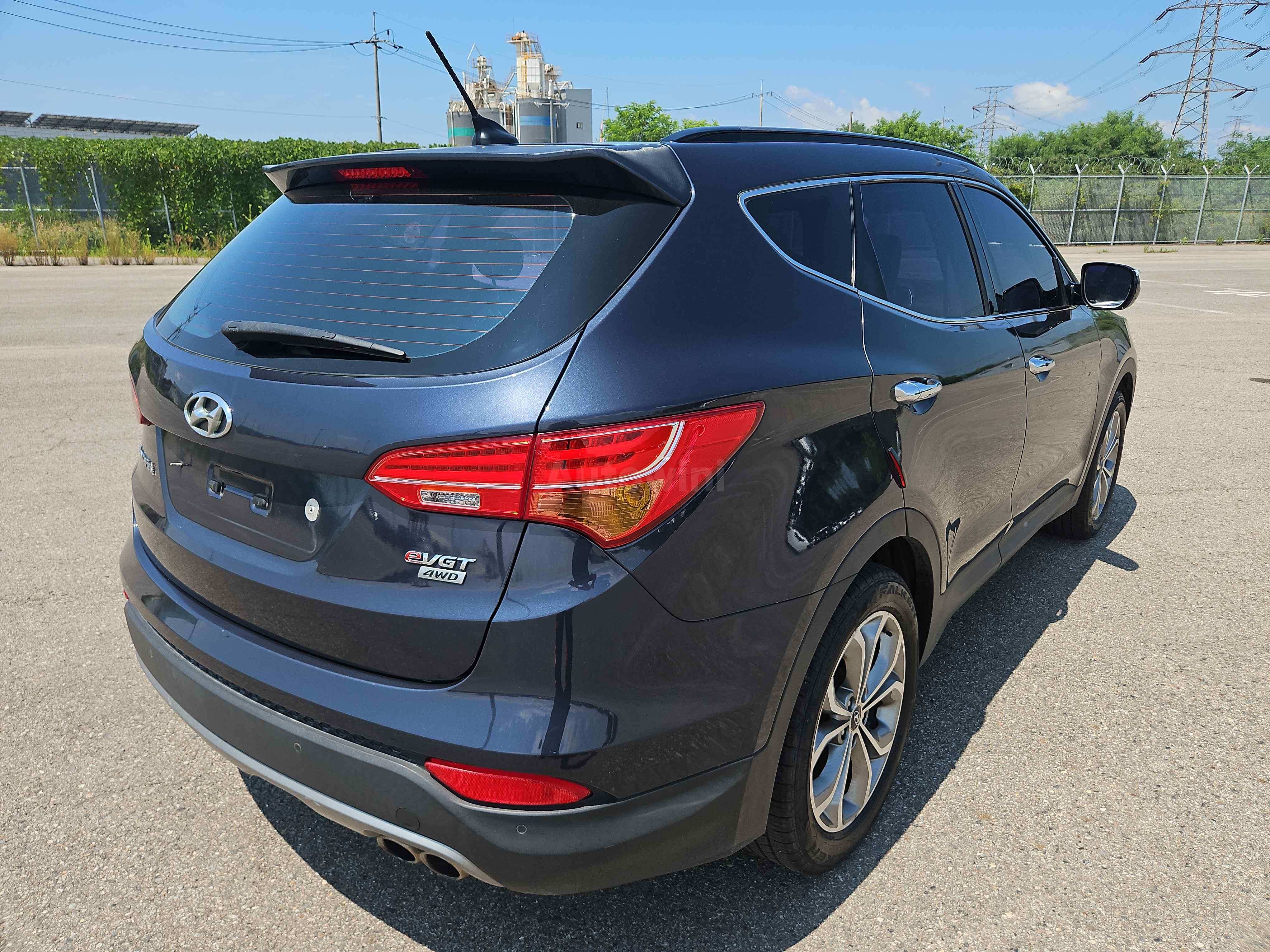 2013 HYUNDAI SANTAFE VIN: KMHSW81VDDU124148