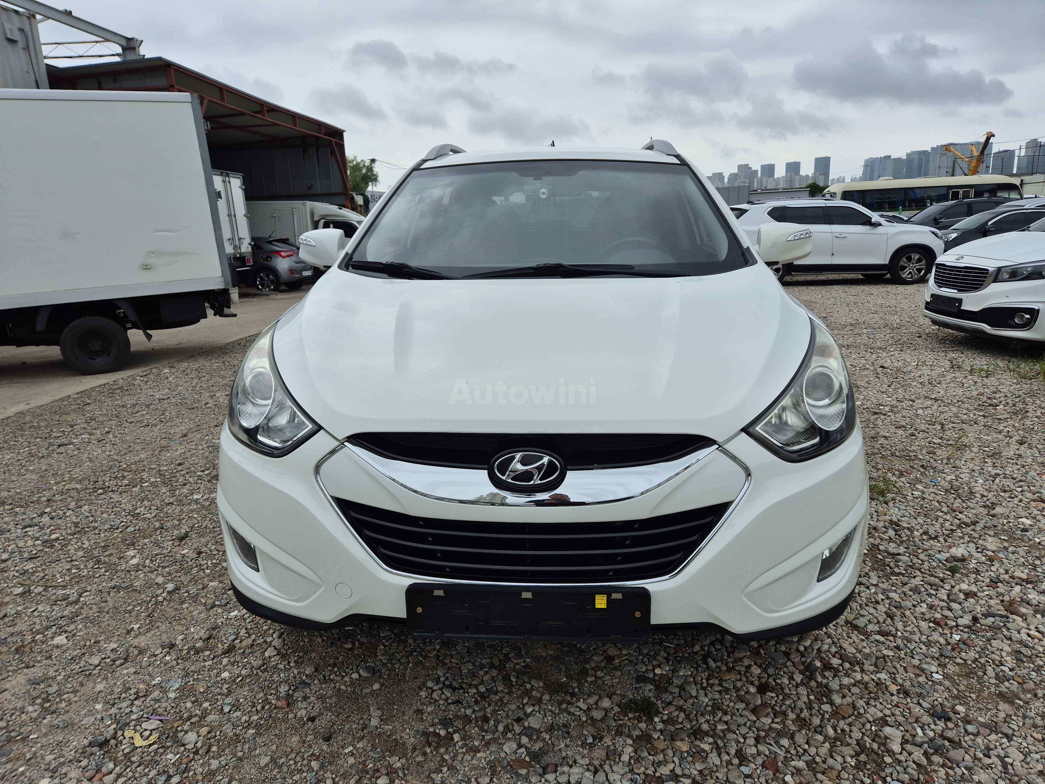 2013 HYUNDAI TUCSON VIN: KMHJU81VBDU577836
