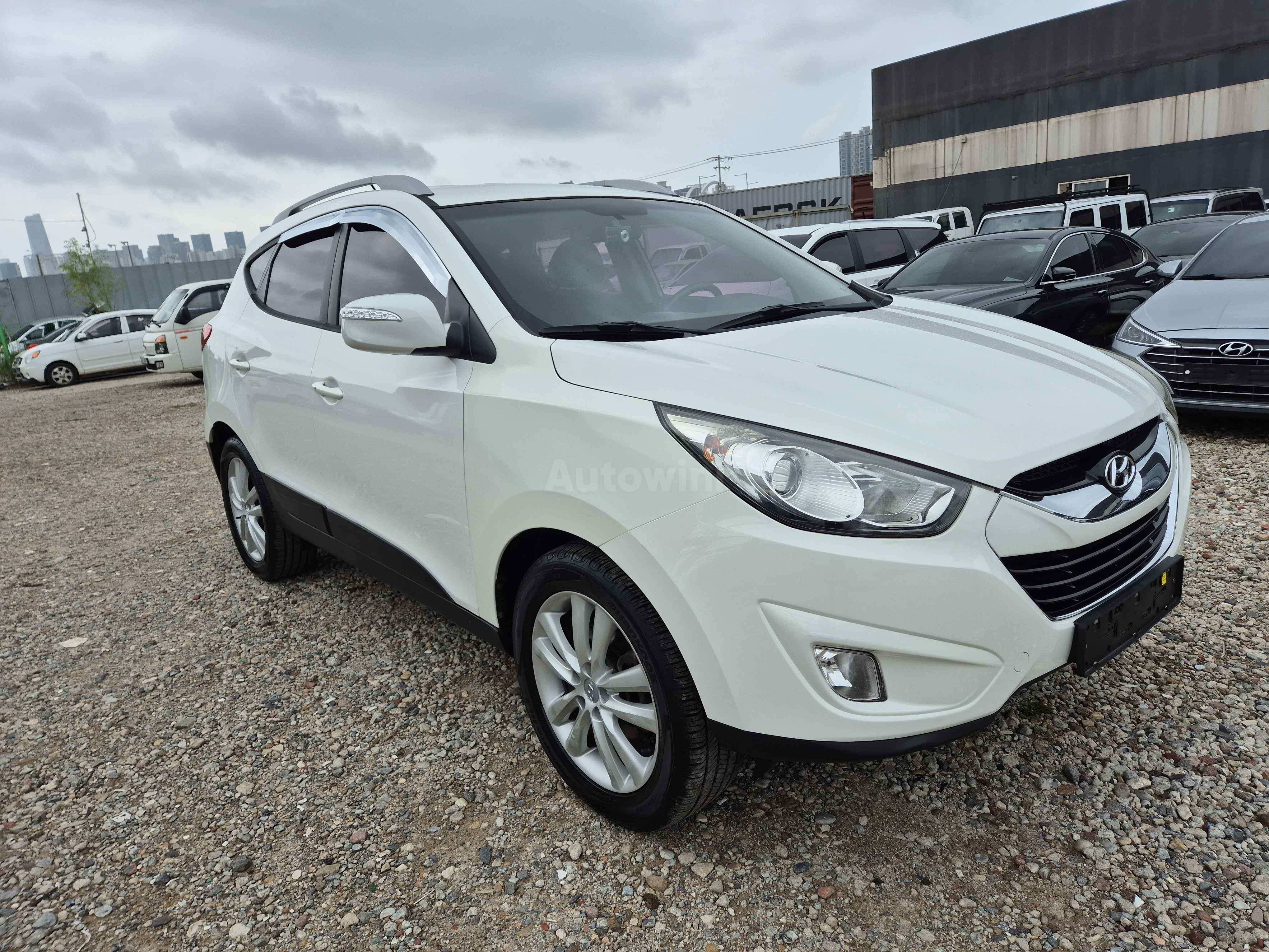 2013 HYUNDAI TUCSON VIN: KMHJU81VBDU577836