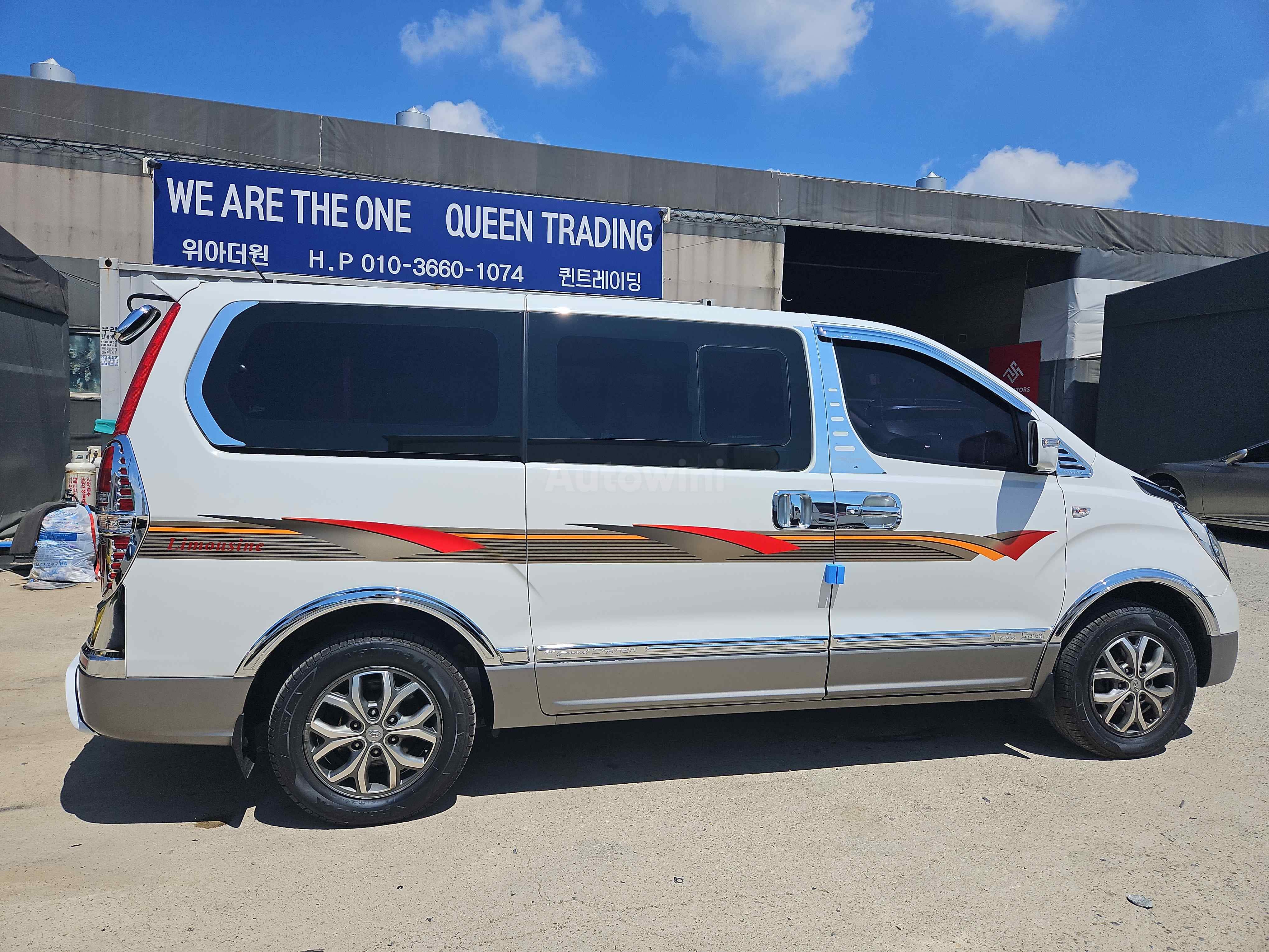 2017 HYUNDAI STAREX VIN: KMJWA37KDHU874188