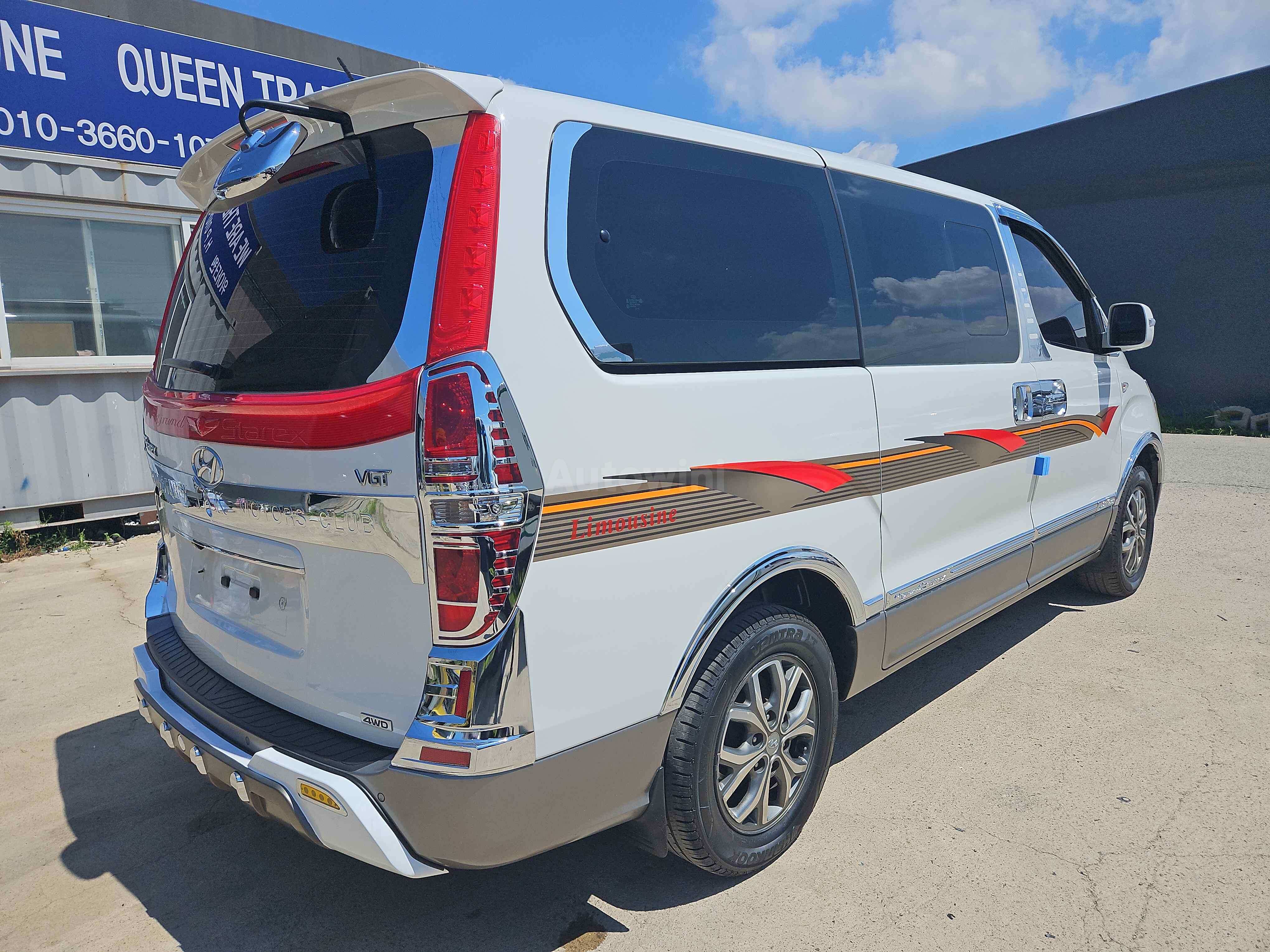 2017 HYUNDAI STAREX VIN: KMJWA37KDHU874188