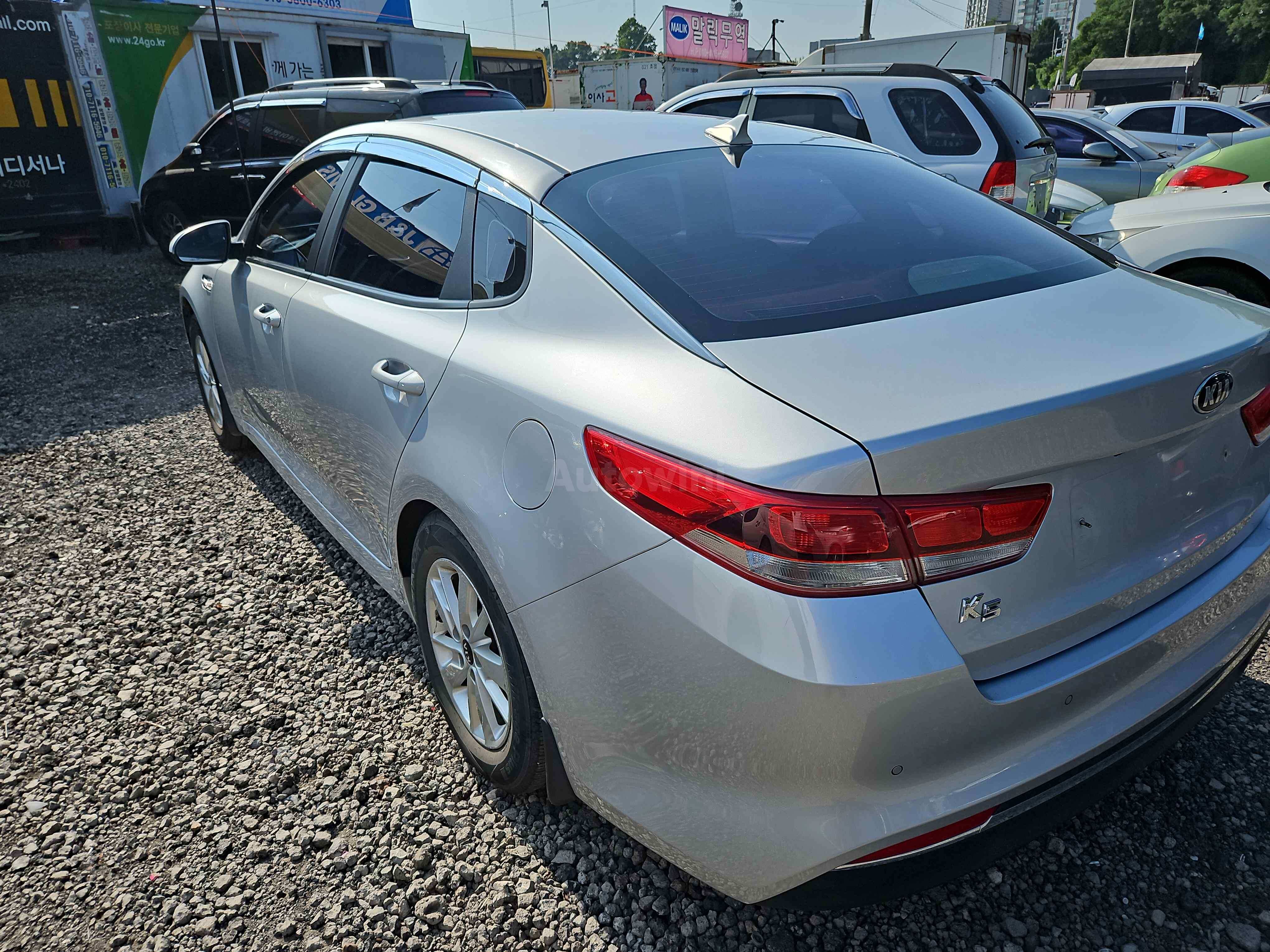 2017 KIA K5 VIN: KNAGU416BHA175378