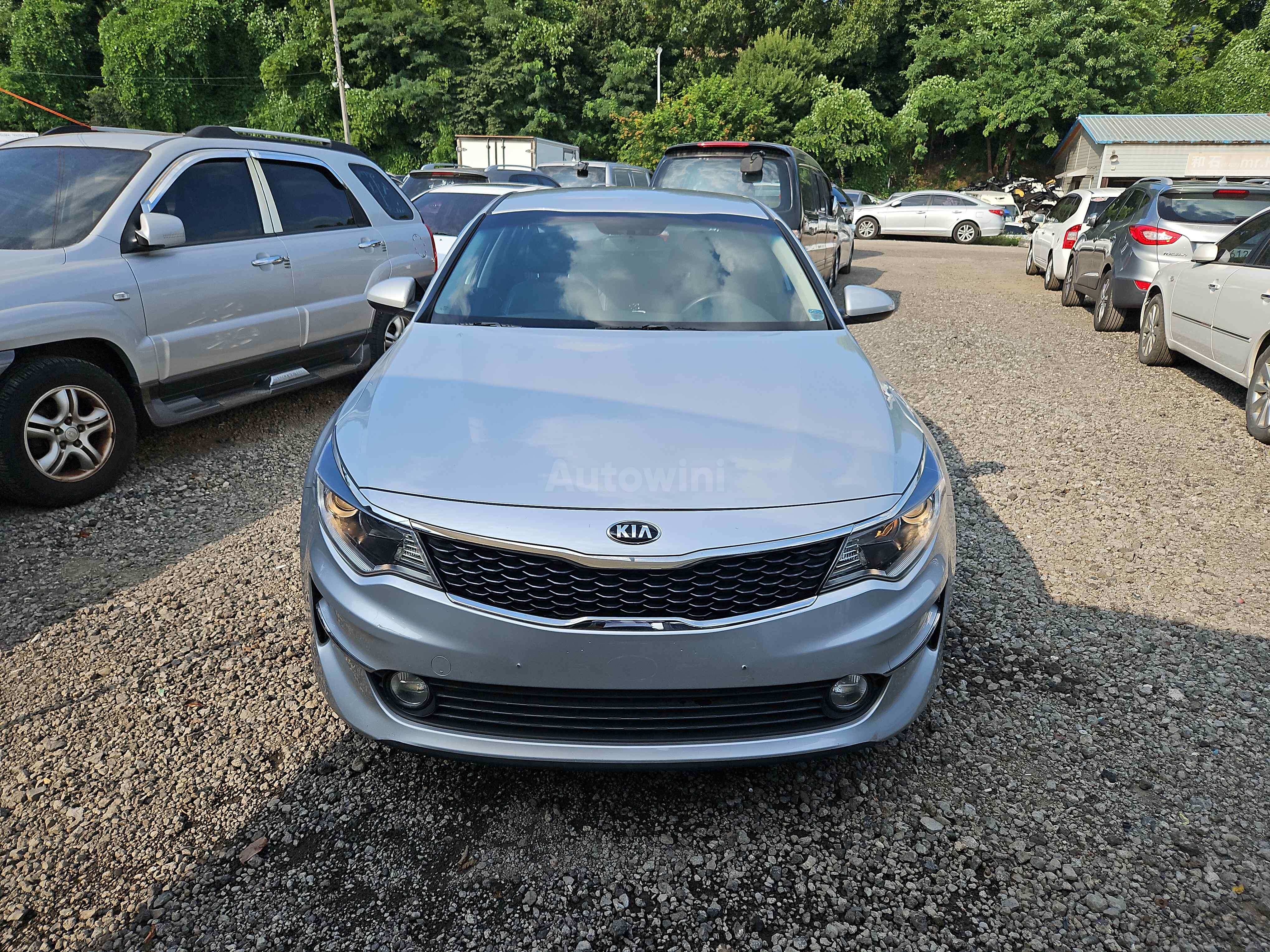 2017 KIA K5 VIN: KNAGU416BHA175378