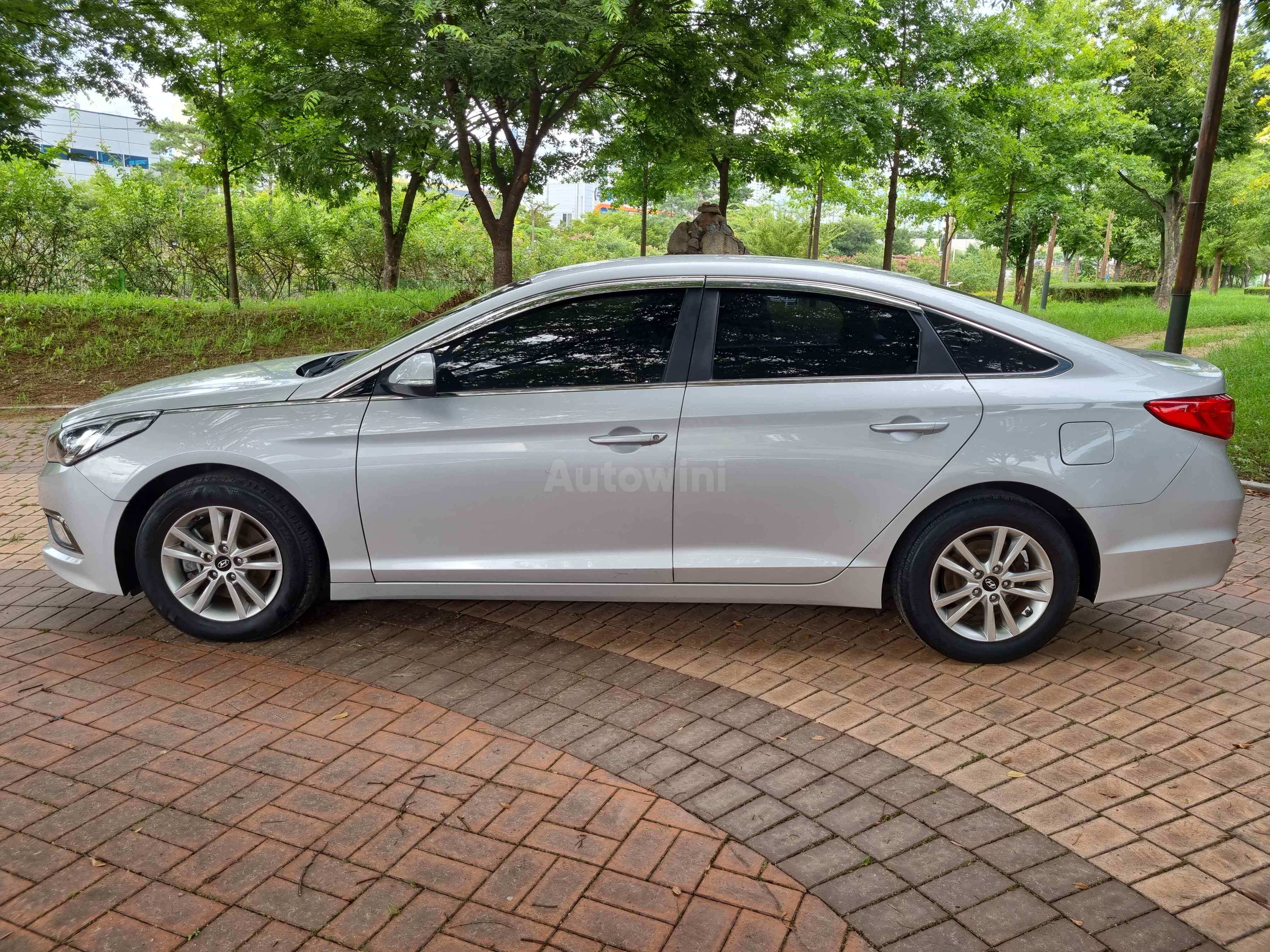 2016 HYUNDAI SONATA VIN: KMHE241AGGA177837