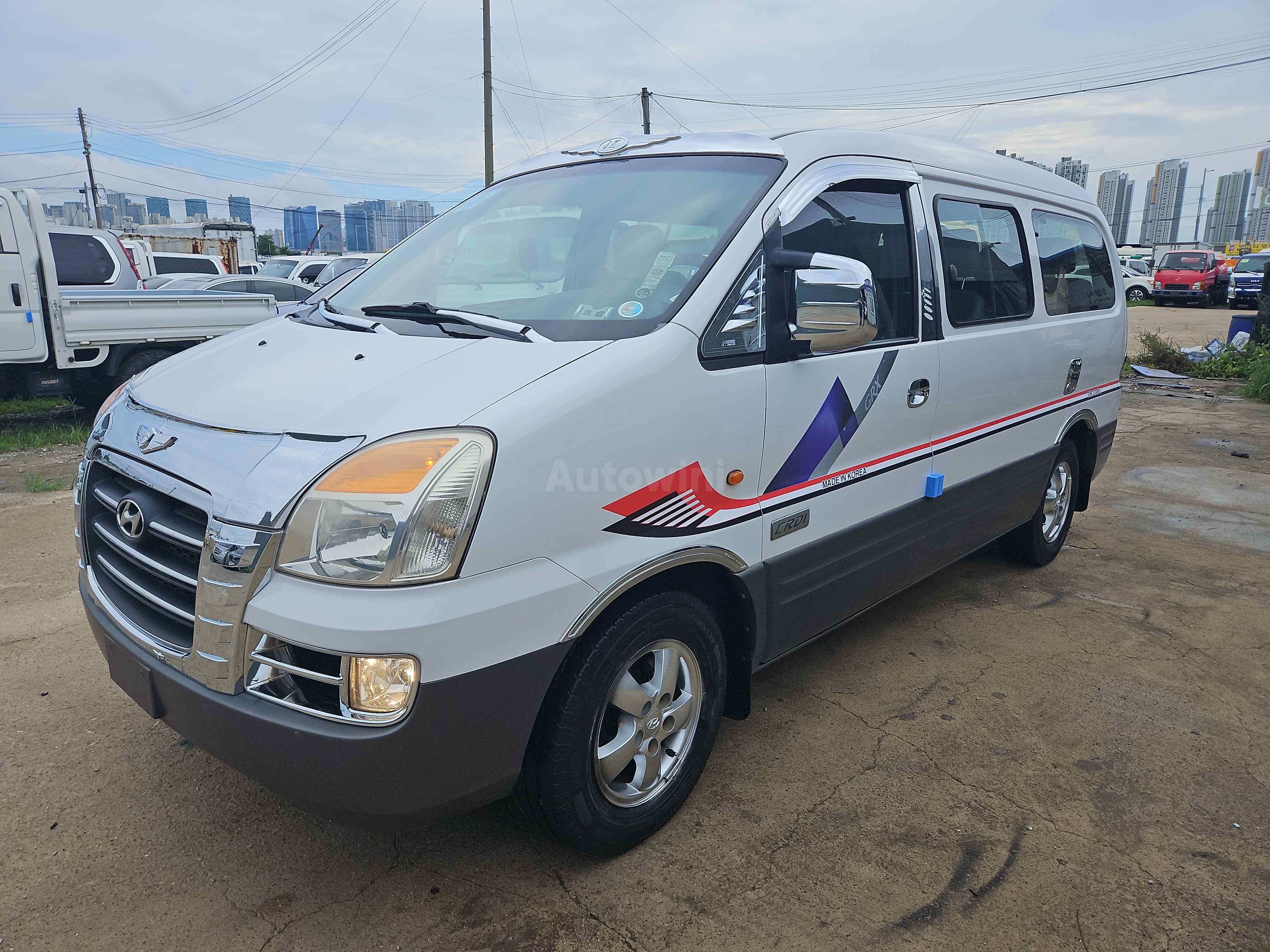 2007 HYUNDAI STAREX VIN: KMJWWH7JP7U818304