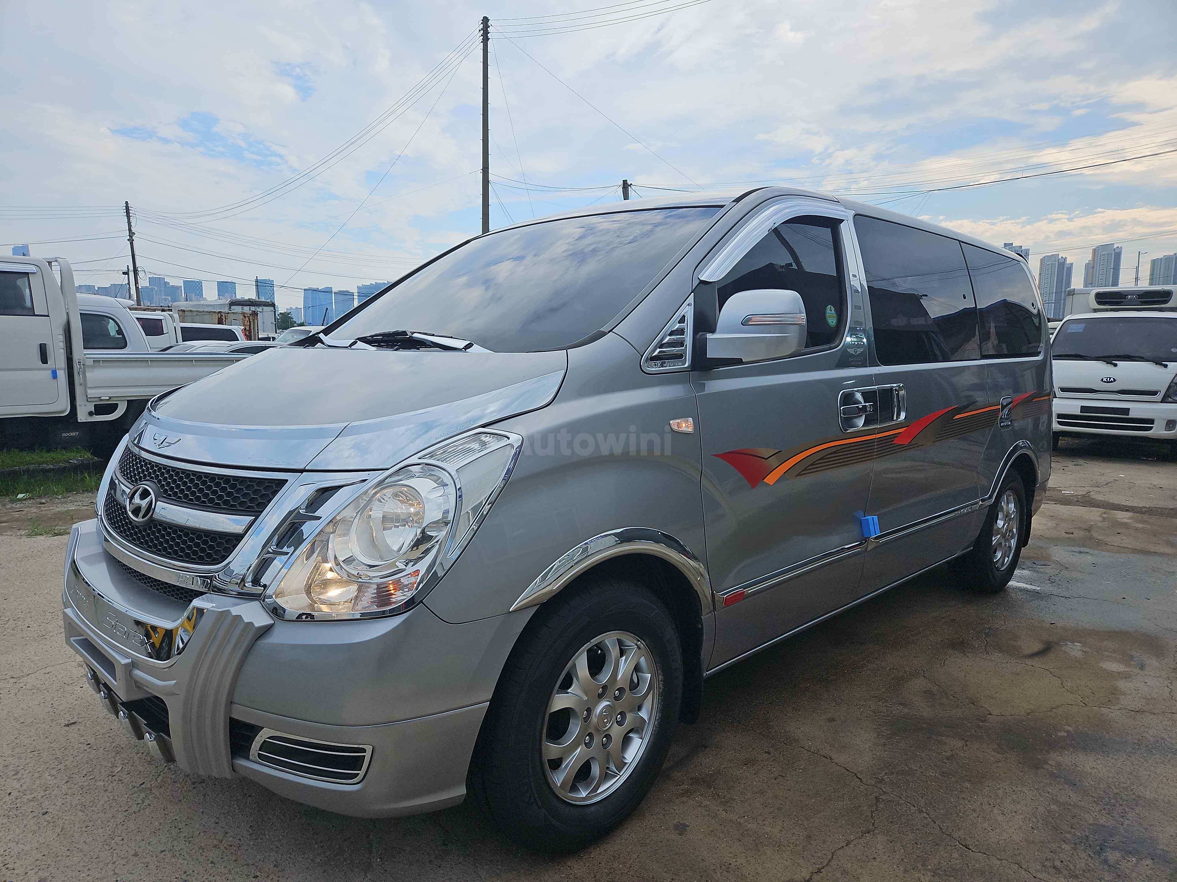 2015 HYUNDAI STAREX VIN: KMJWA37KBFU641249